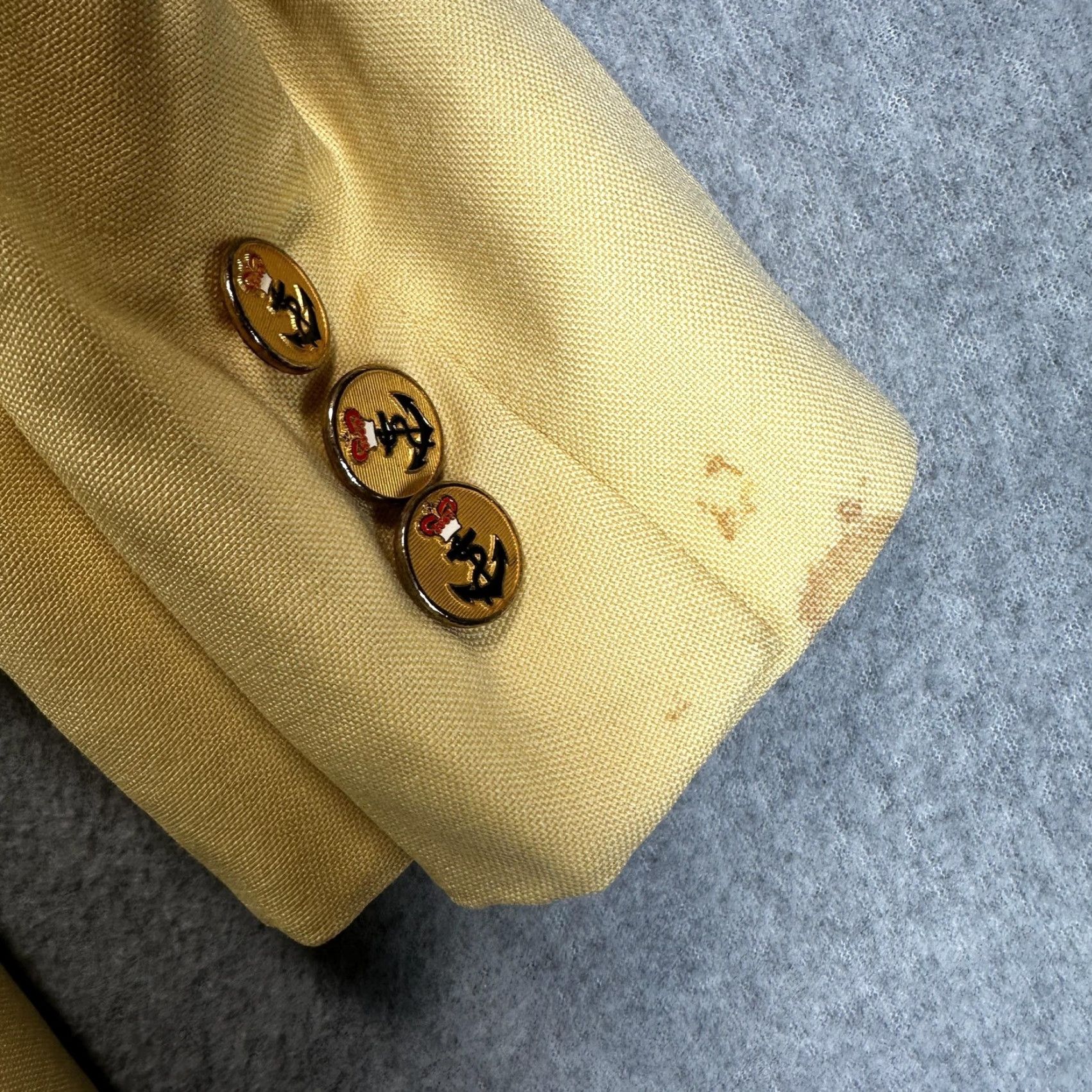 Brooks Brothers VINTAGE Brooks Brothers Blazer Sport Coat Mens 44 Regular Wool Beige Nautical Classic Two-Piece Notch Lapel 2-Button Cuffs Anchor Buttons USA Size 44R - 3 Thumbnail