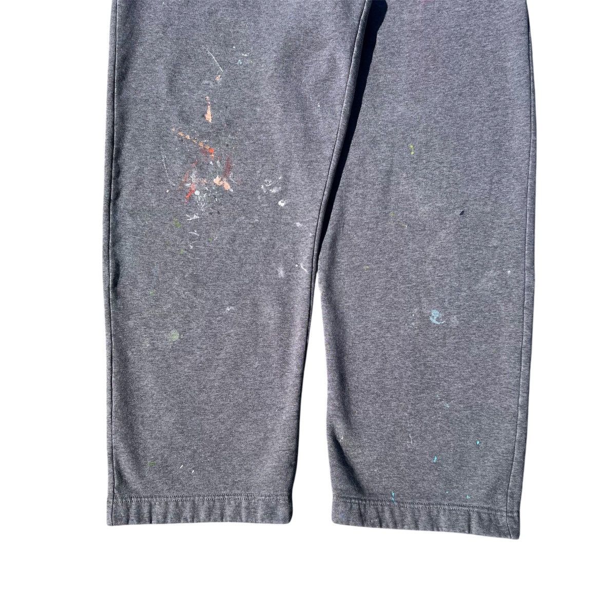 Nike Vintage Gray Nike Paint Splatter Sweatpants Size XL Size US 38 / EU 54 - 2 Thumbnail