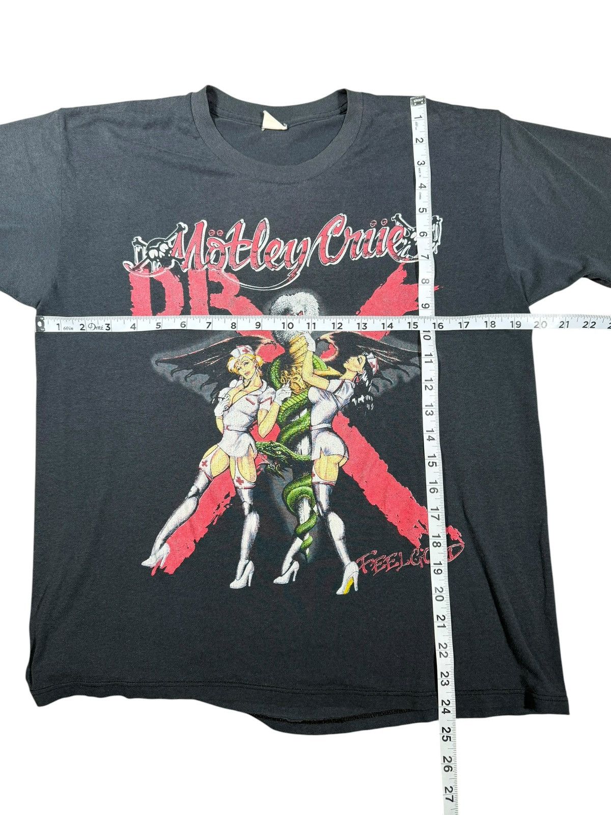 Band Tees Vintage Faded Thin Motley Crue Dr Feelgood Tour Shirt 1989 Size US L / EU 52-54 / 3 - 7 Thumbnail