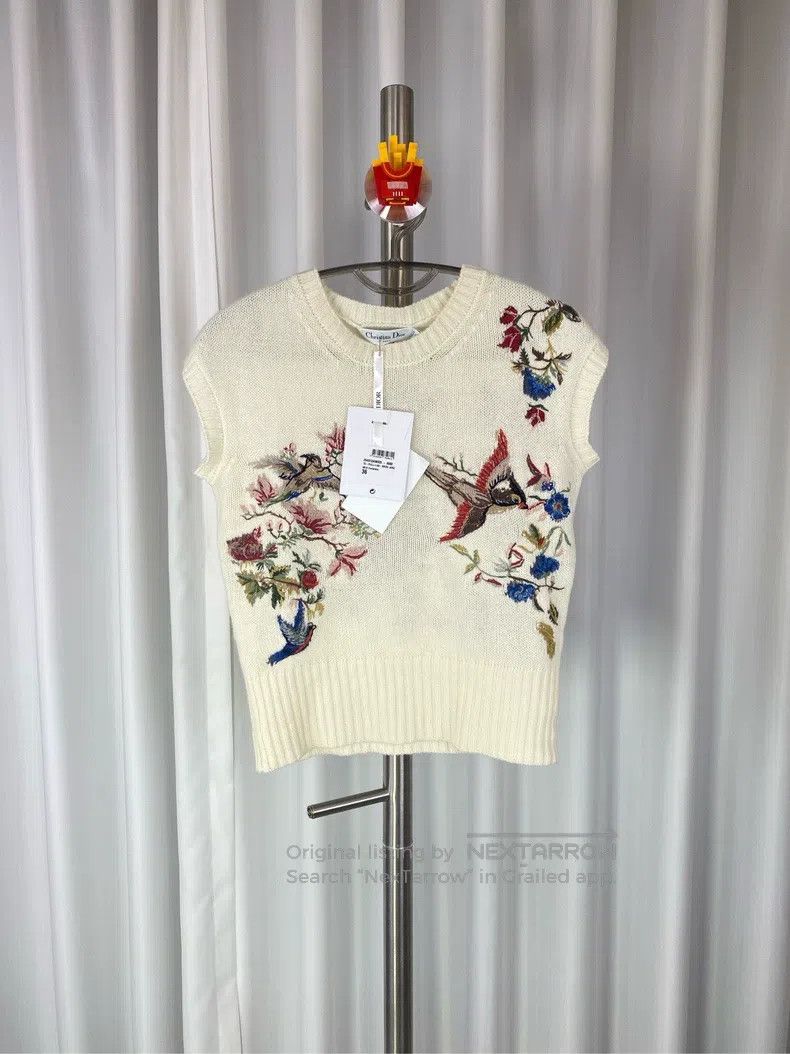 Dior Dior Cashmere embroidered vest Size XS / US 0-2 / IT 36-38 - 1 Thumbnail