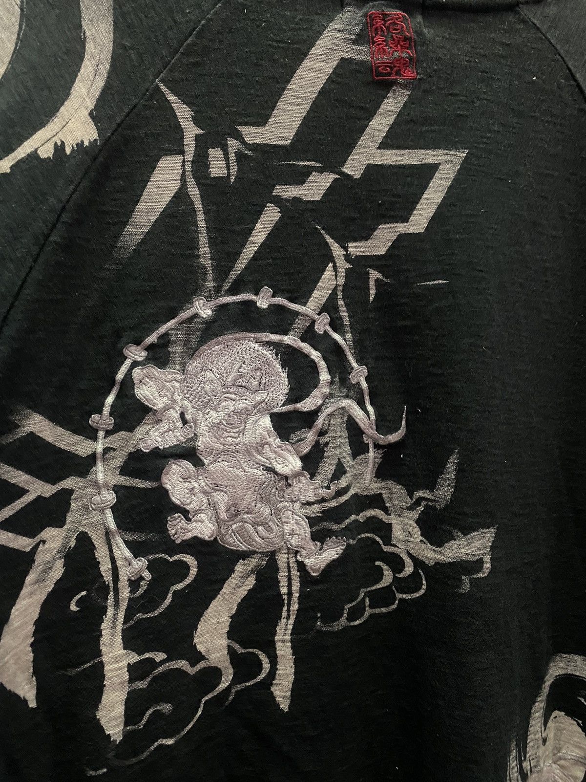 Japanese Brand Vintage Sukajan Tamashi Karakuri Embroided Multi Pocket Tees Size US L / EU 52-54 / 3 - 7 Thumbnail