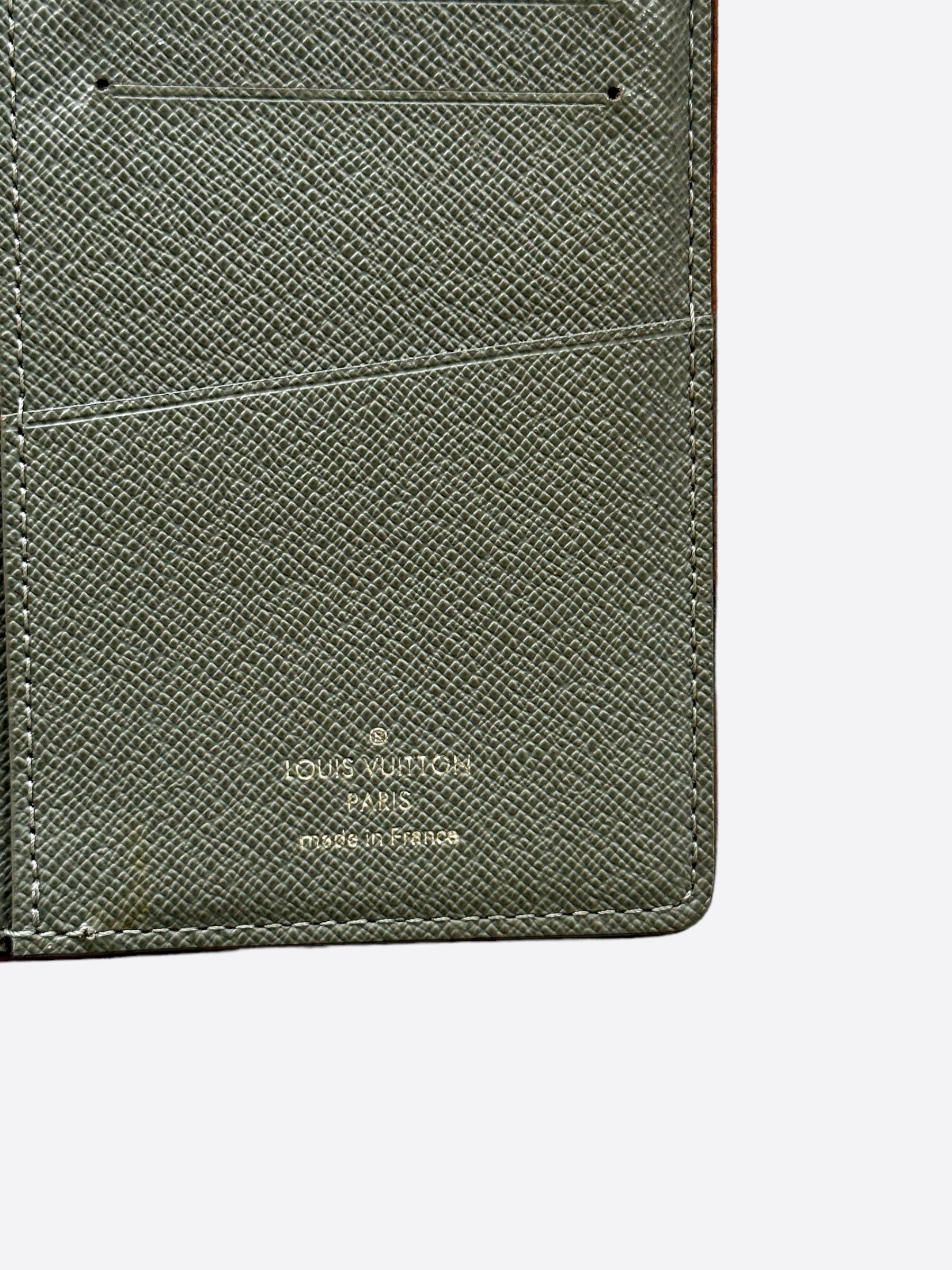 Louis Vuitton Louis Vuitton Silver Titanium Monogram Brazza Wallet Size ONE SIZE - 4 Thumbnail