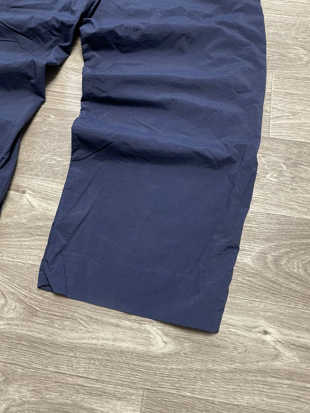Nike Vintage 90s Nike Blue Nylon Pants Retro Y2K Size US 36 / EU 52 - 17 Thumbnail