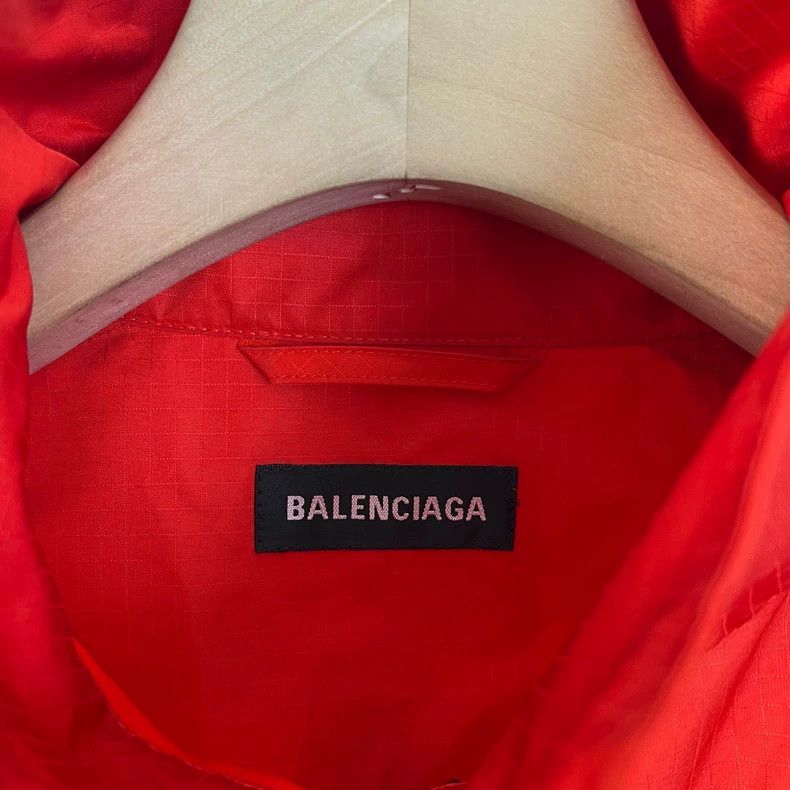 Balenciaga Balenciaga Black, red, and blue color block windbreaker Size US S / EU 44-46 / 1 - 3 Thumbnail