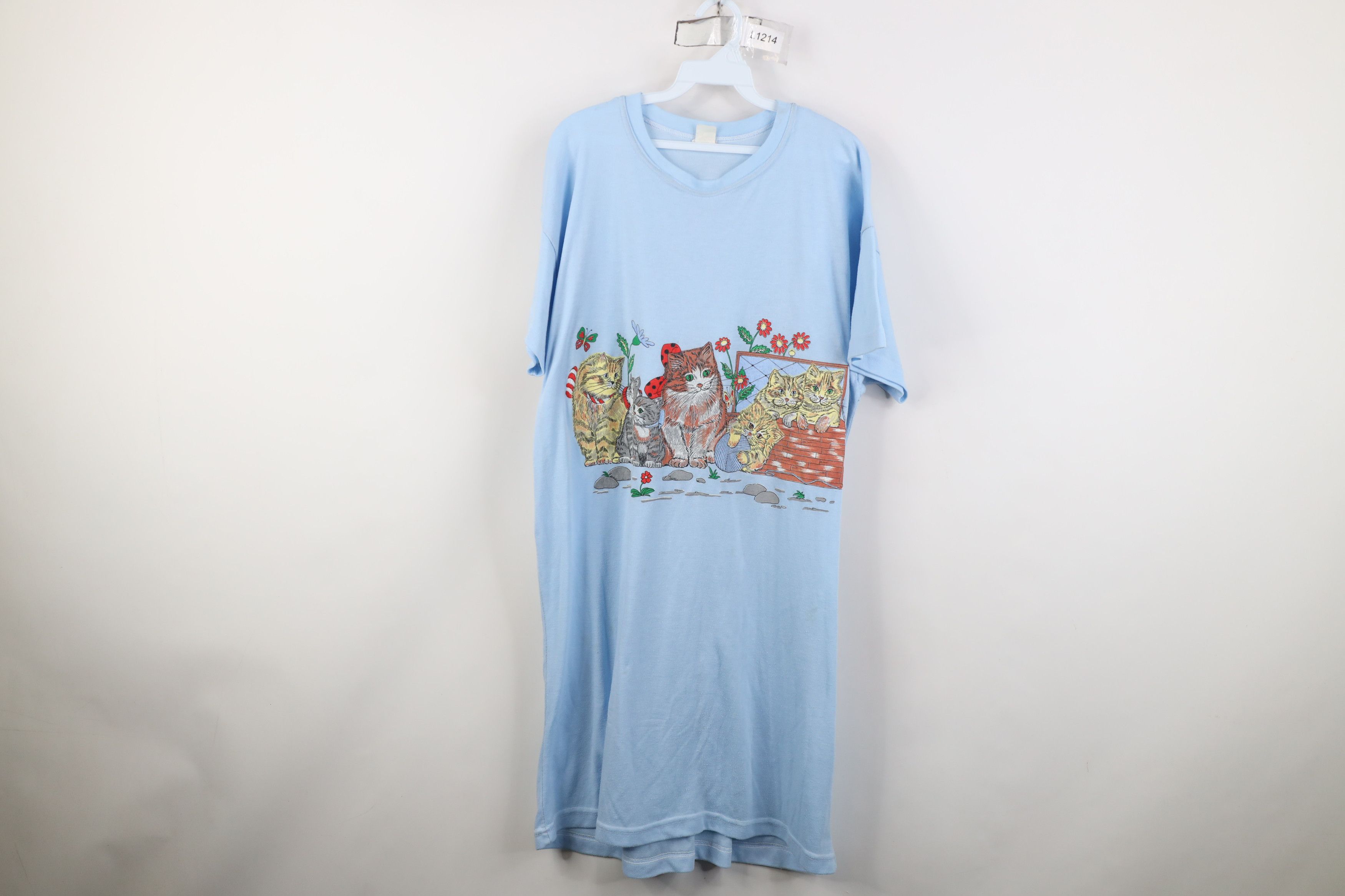 Vintage Vintage 90s Streetwear Cat Kitten Flower Night Sleep T-Shirt Size ONE SIZE - 1 Thumbnail