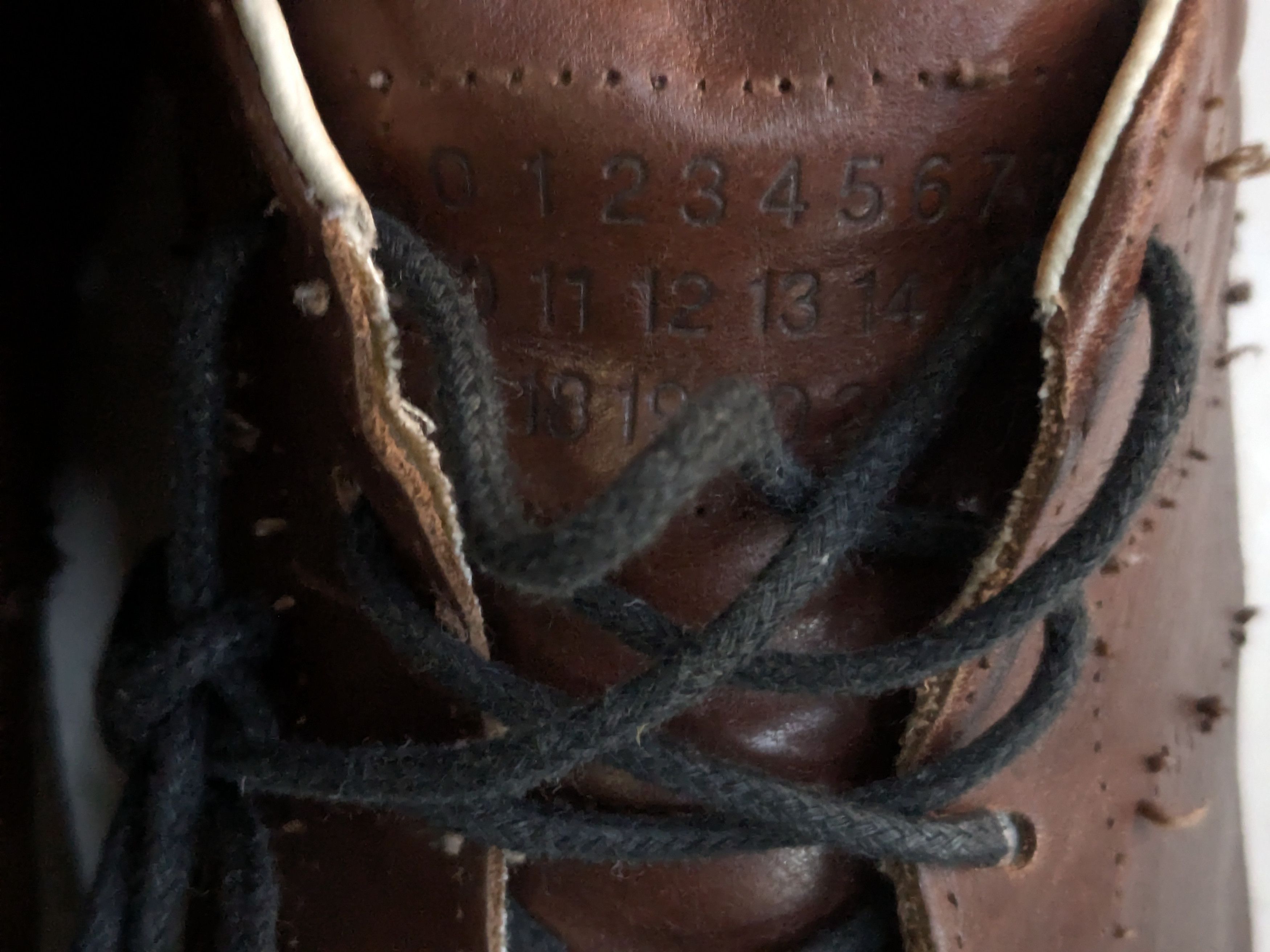 Maison Margiela Maison Margiela Replica GAT Brown Seamless 10 43 Size US 10 / EU 43 - 3 Thumbnail