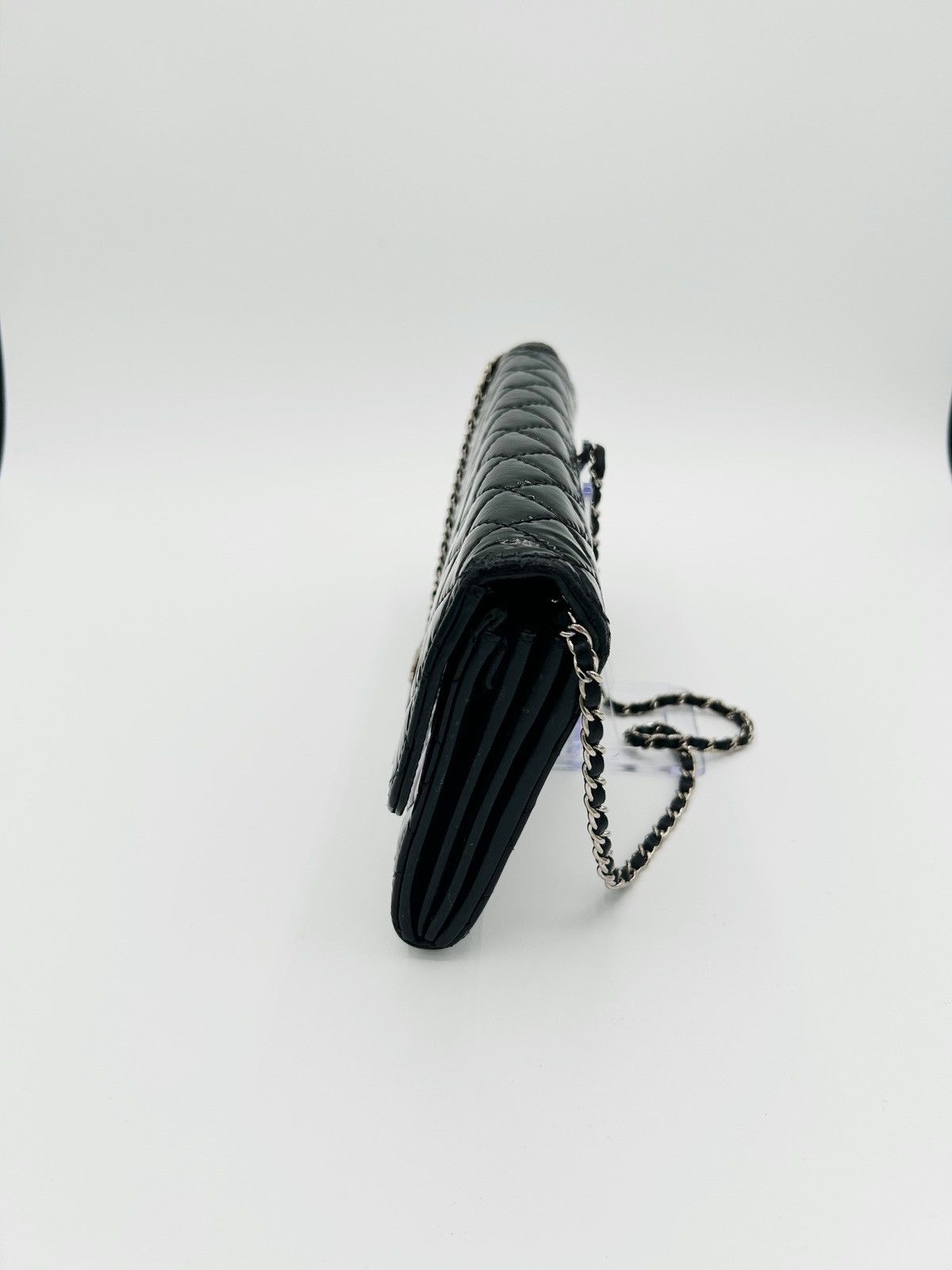Chanel ❤️Chanel Patent Leather Quilted Wallet on a Chain❤️ Size ONE SIZE - 3 Thumbnail