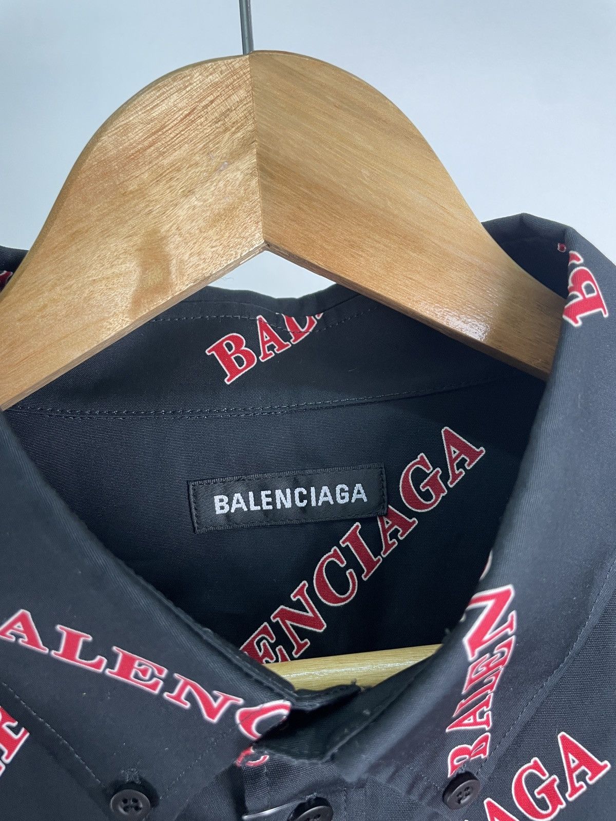 Balenciaga Balenciaga Overprint Shirt Size US M / EU 48-50 / 2 - 3 Thumbnail