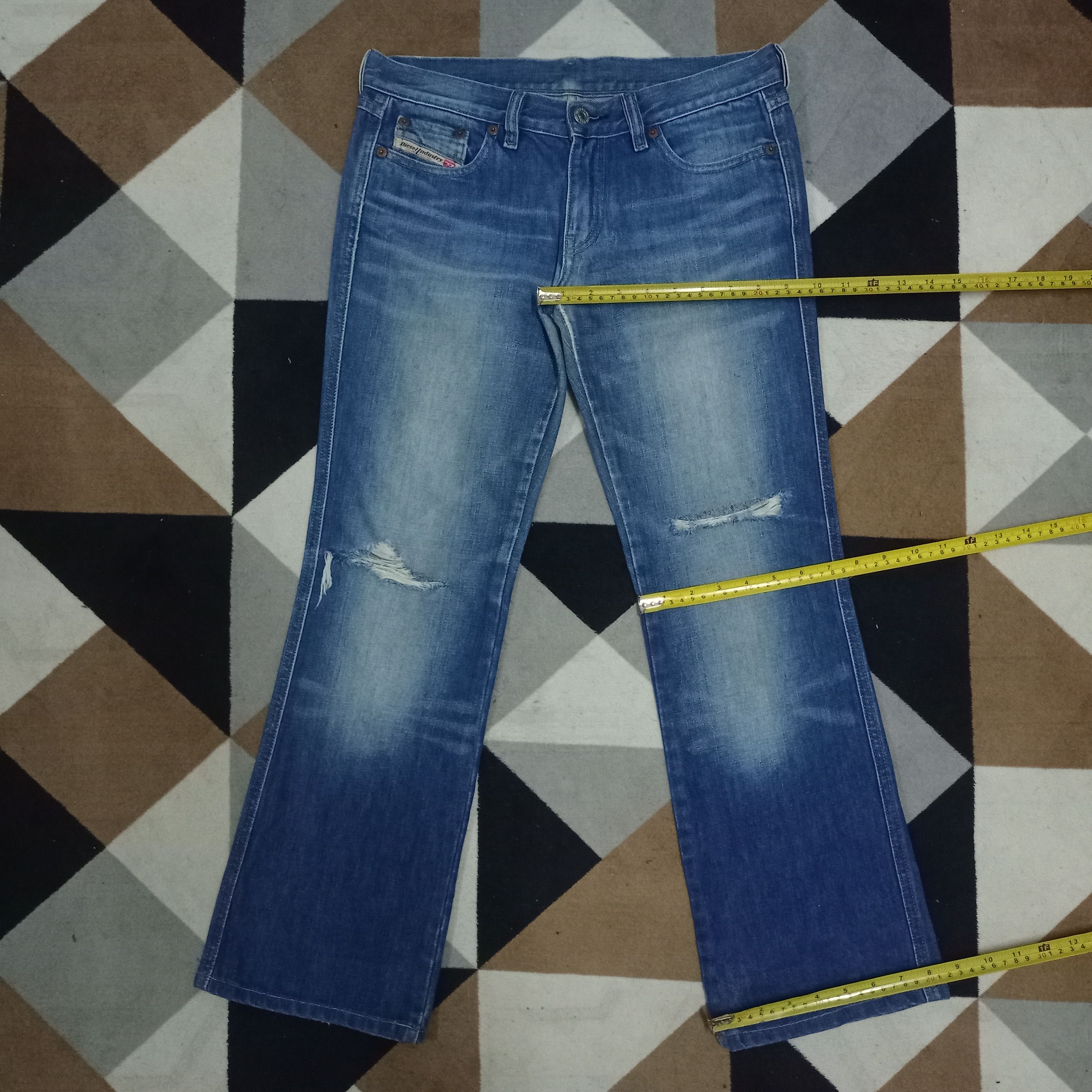 Diesel Vintage Diesel Blue Wash Distressed Flared Jeans Size 30" / US 8 / IT 44 - 9 Thumbnail