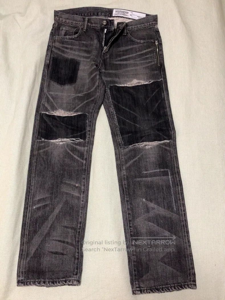 Neighborhood Neighborhood size M Jeans Size US 27 - 1 Thumbnail