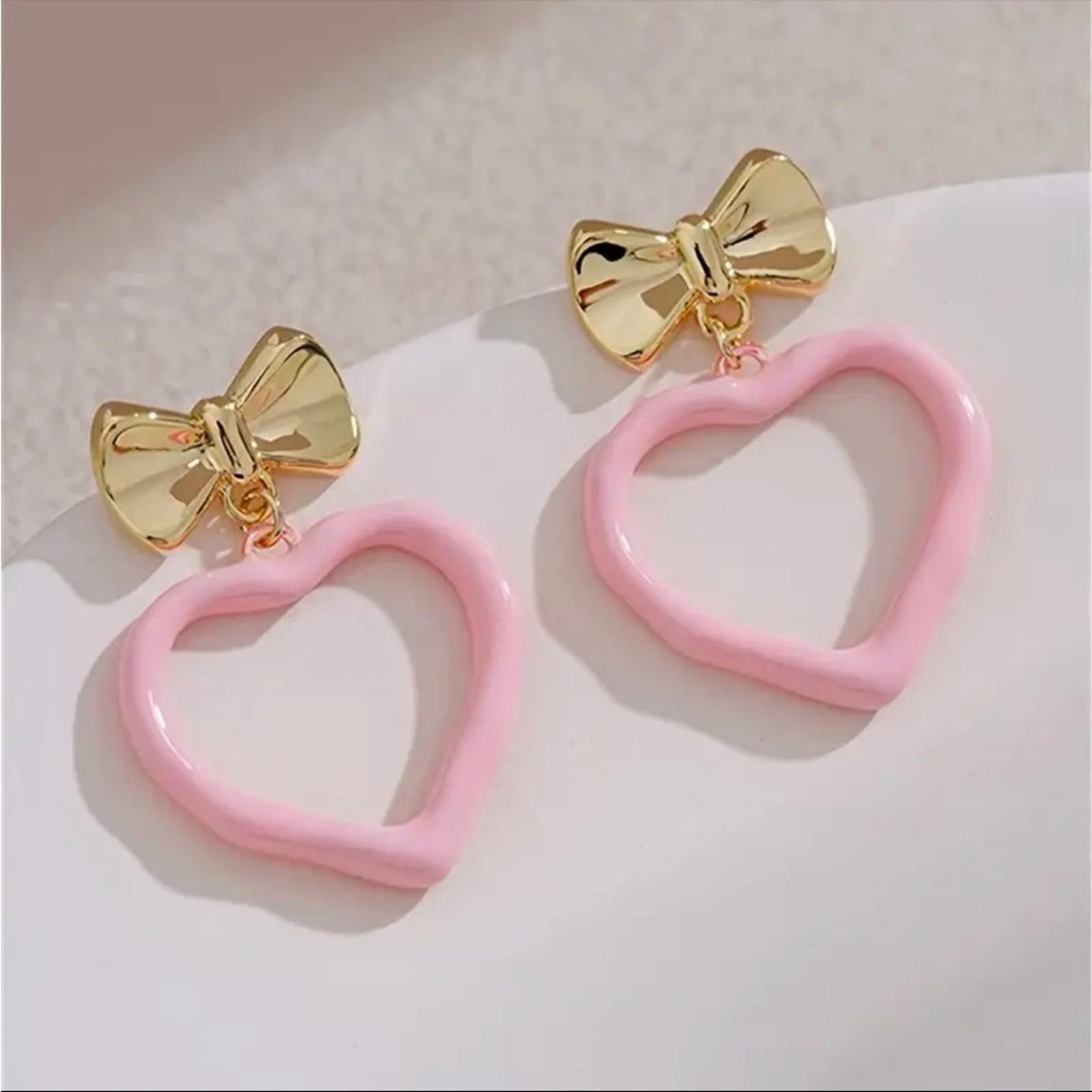 Designer Pink and Gold Bow Heart Coquette Earrings Size ONE SIZE - 2 Thumbnail