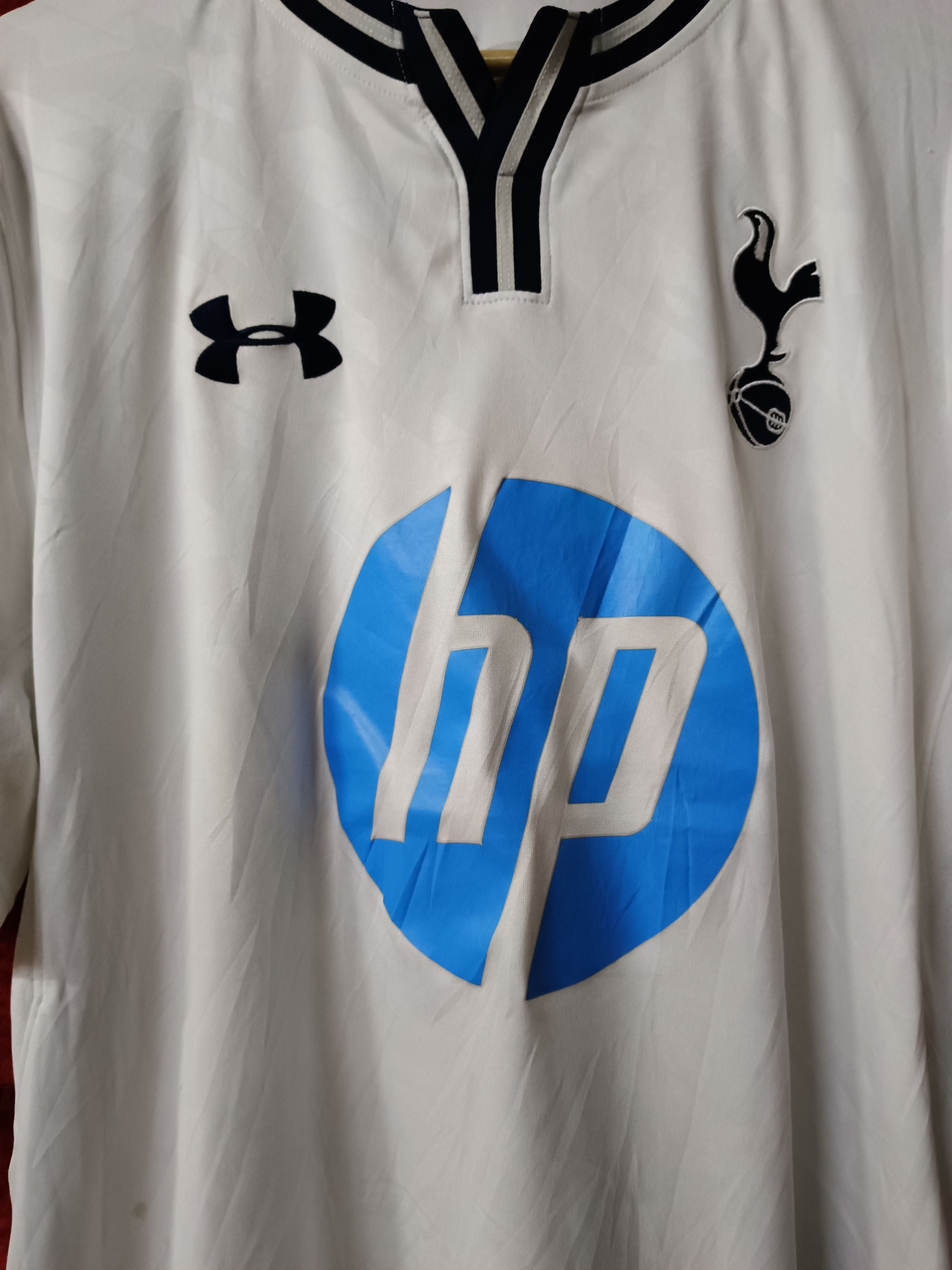 Under Armour Tottenham Hotspurs 2013/2014 Player Issue No 8 Paulinho Size US L / EU 52-54 / 3 - 6 Thumbnail
