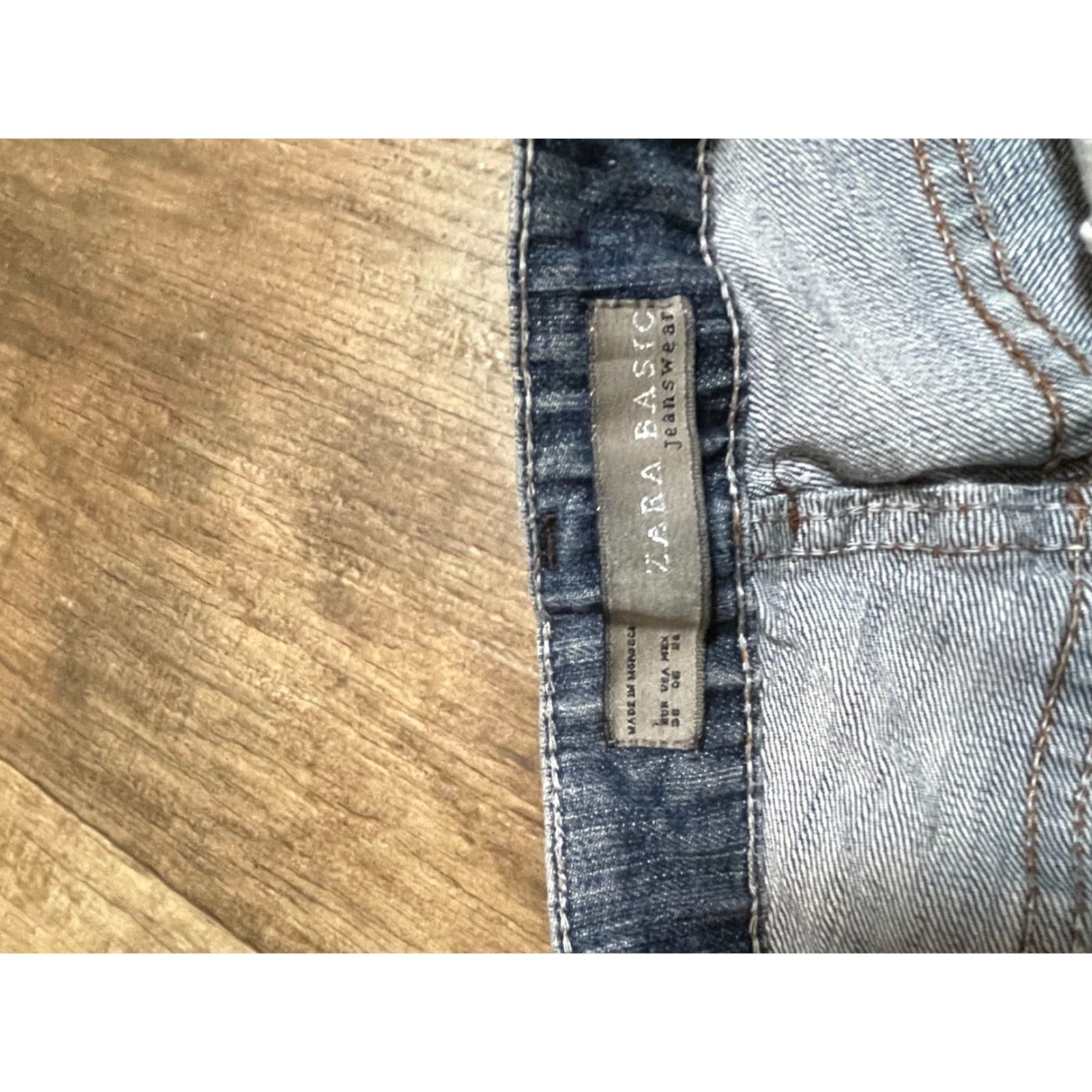 Zara Zara Jeans Womens Size 6 Blue Denim Straight Jeans Women Size 6 Blue Denim Size 28" / US 6 / IT 42 - 4 Thumbnail