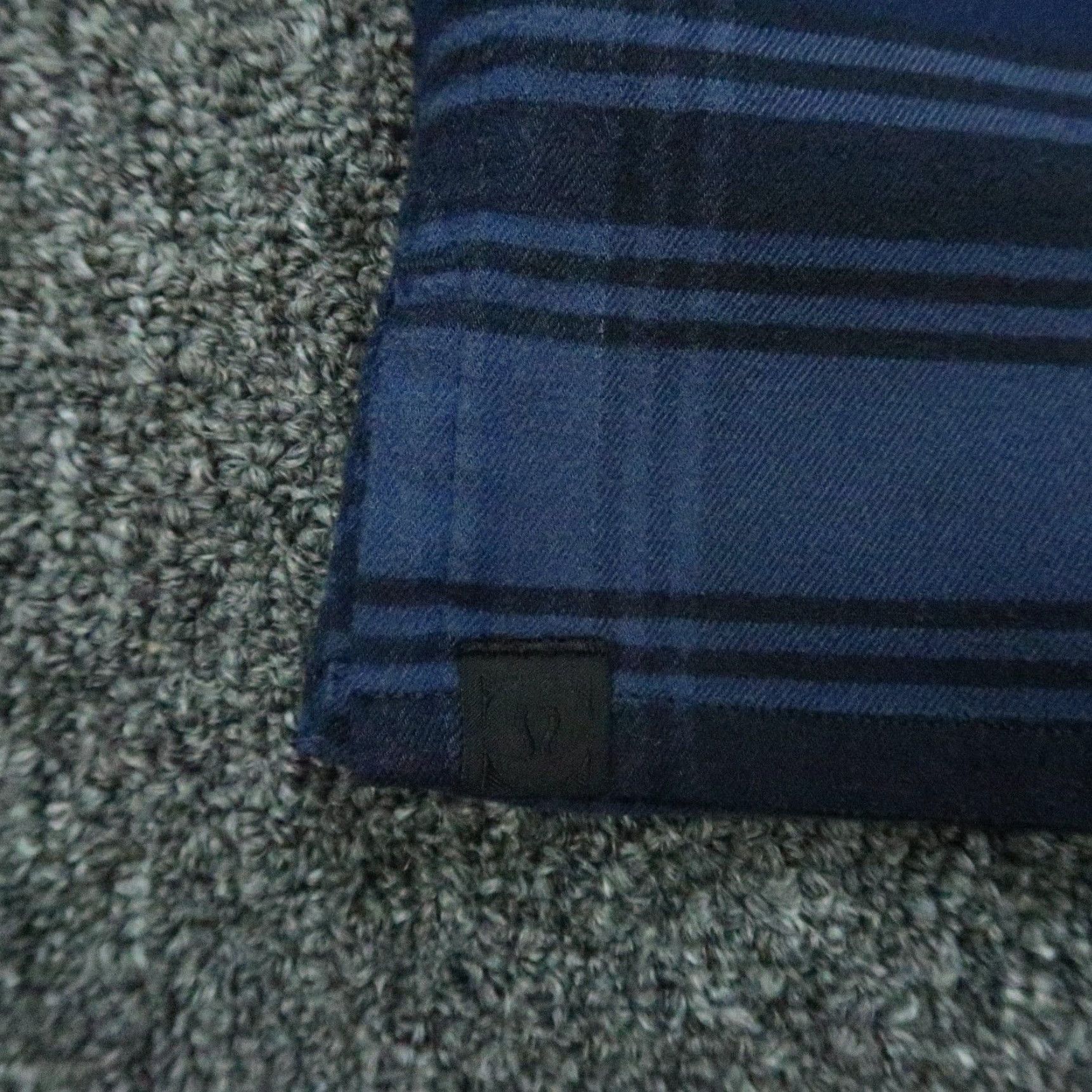 Lululemon Lululemon Shirt Mens Large Blue Plaid Flannel Long Sleeve Masons Peak Mens Size US L / EU 52-54 / 3 - 3 Thumbnail