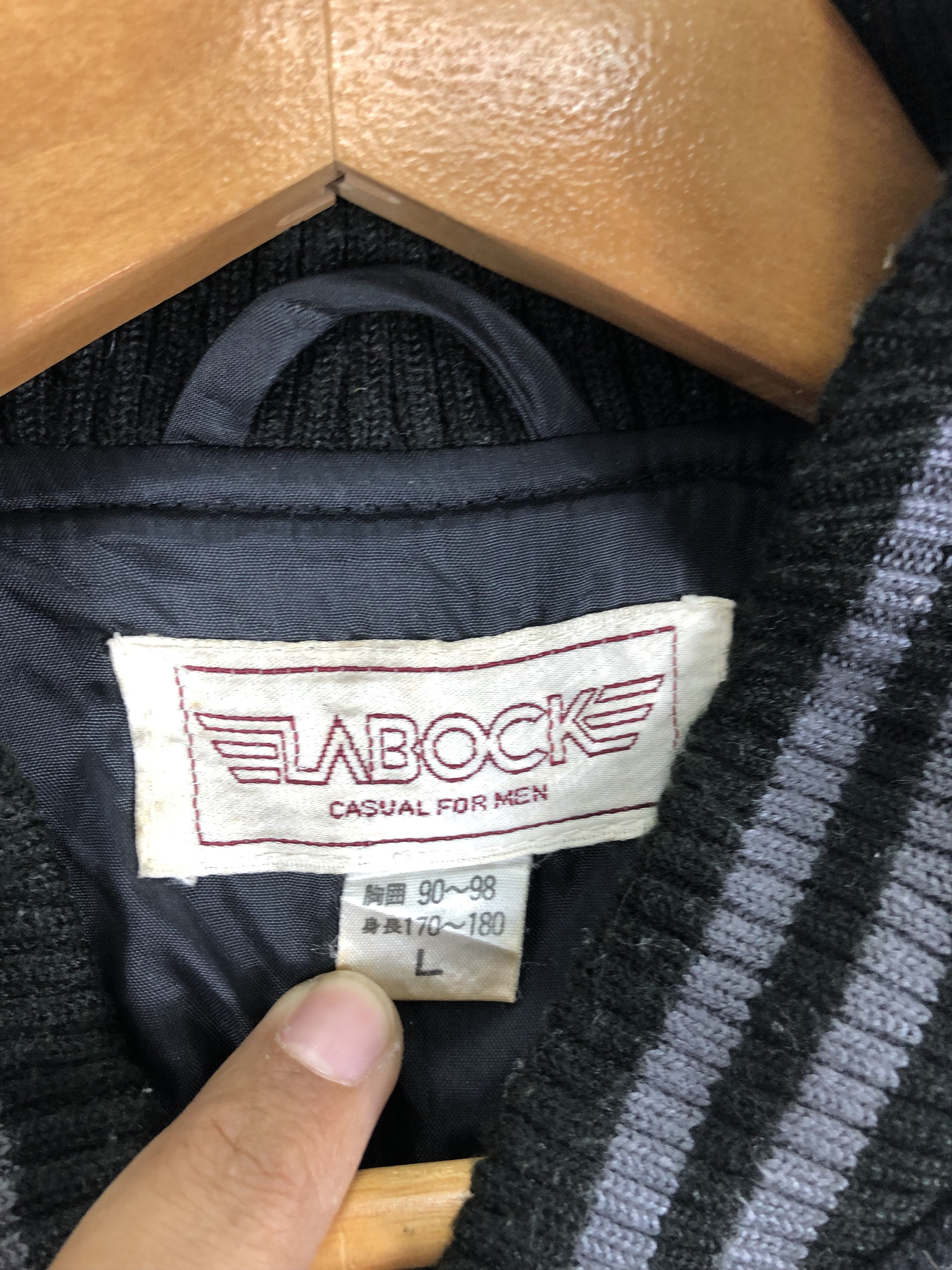Japanese Brand Vintage Japanese Embroidery Varsity Jacket V0262 Size US L / EU 52-54 / 3 - 5 Thumbnail