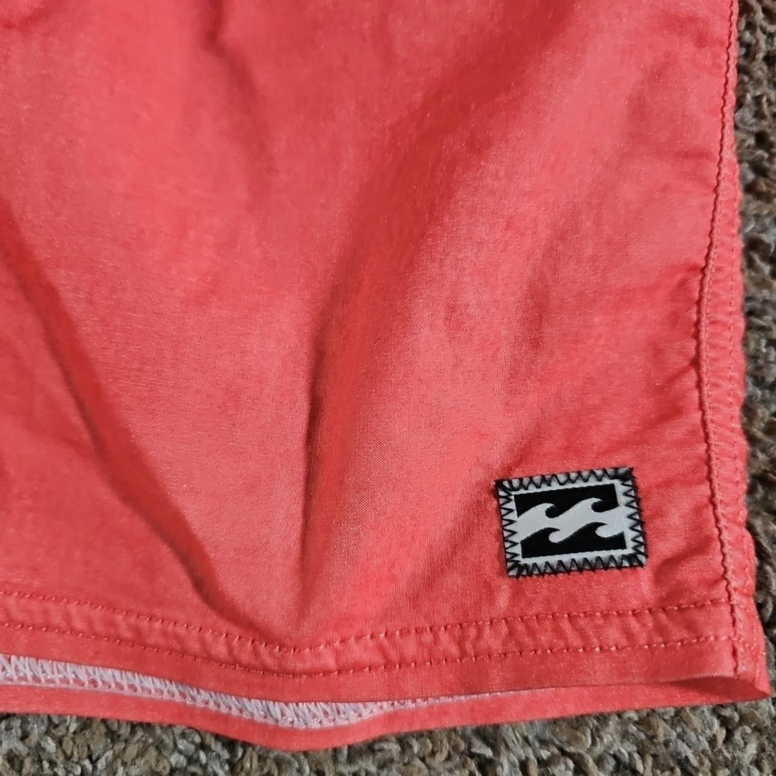 Billabong Billabong Lowtides Sundays Board Shorts Size US 32 / EU 48 - 2 Thumbnail