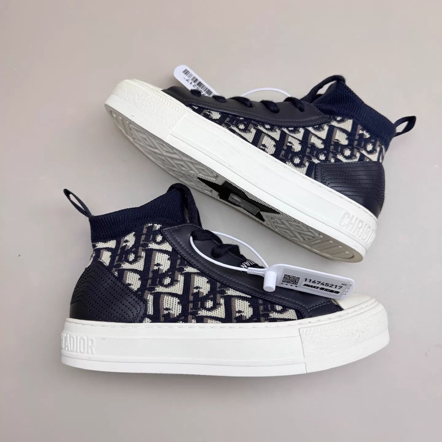 Dior Dior DR Embroidered Allover Print Sneaker 35 99 New Size US 4.5 / IT 34.5 - 4 Thumbnail