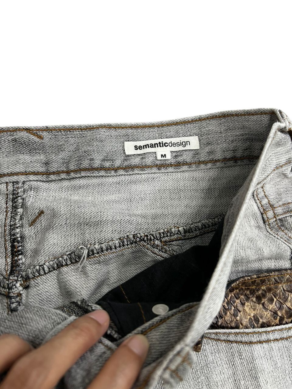 semanticdesign Phyton Snake Skin Flare Semantic Design Jeans Size US 31 - 7 Thumbnail