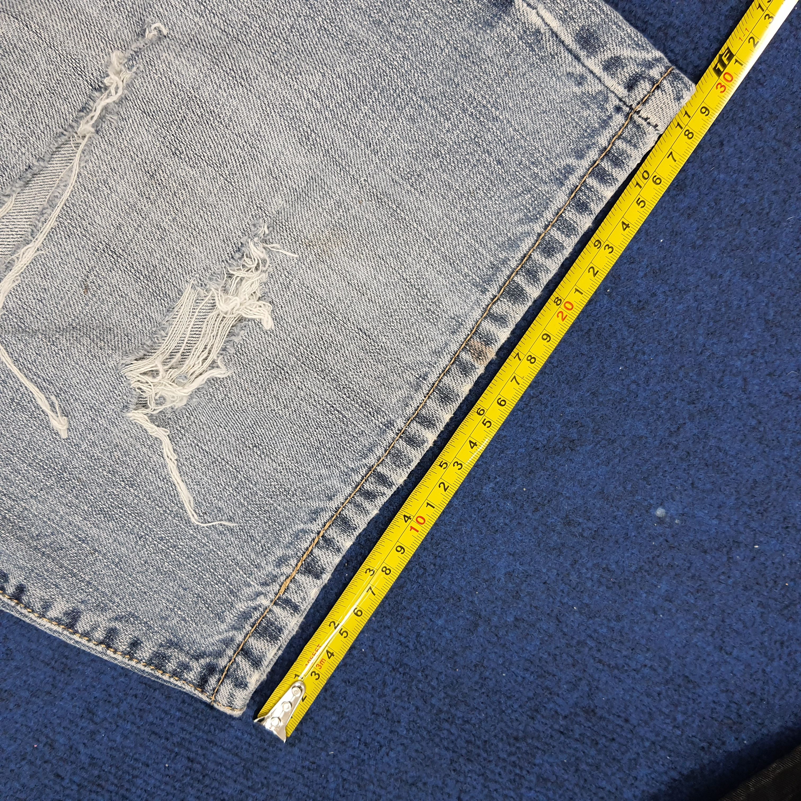 Levi's × Vintage Vintage Levi's 569 Loose Straight American Short Jeans Size US 34 / EU 50 - 15 Thumbnail
