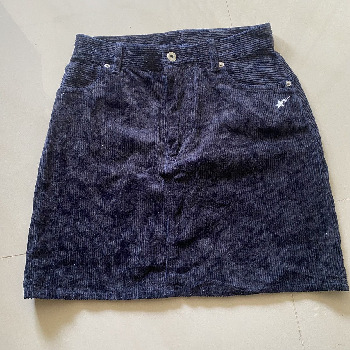 Bape Solid Camo Corduroy Skirt Size 26" / US 2 / IT 38 - 4 Thumbnail