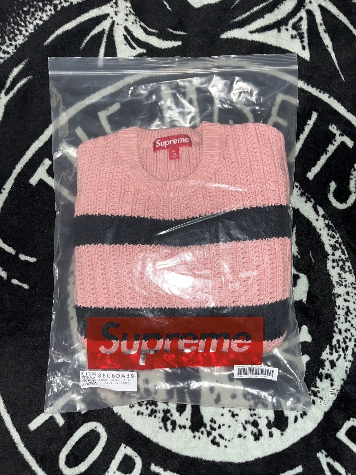 Supreme Loose Gauge Stripe small box knit 🩷🖤 Size US M / EU 48-50 / 2 - 1 Thumbnail