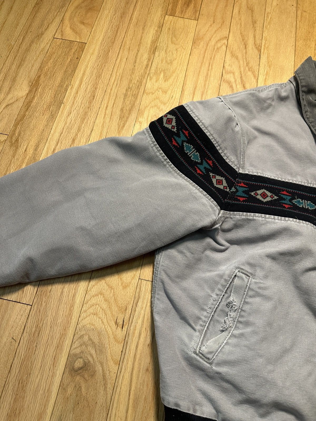Carhartt Carhartt Aztec Grail Jacket J77CMT Grey 1999 XL Distressed Size US XL / EU 56 / 4 - 4 Thumbnail