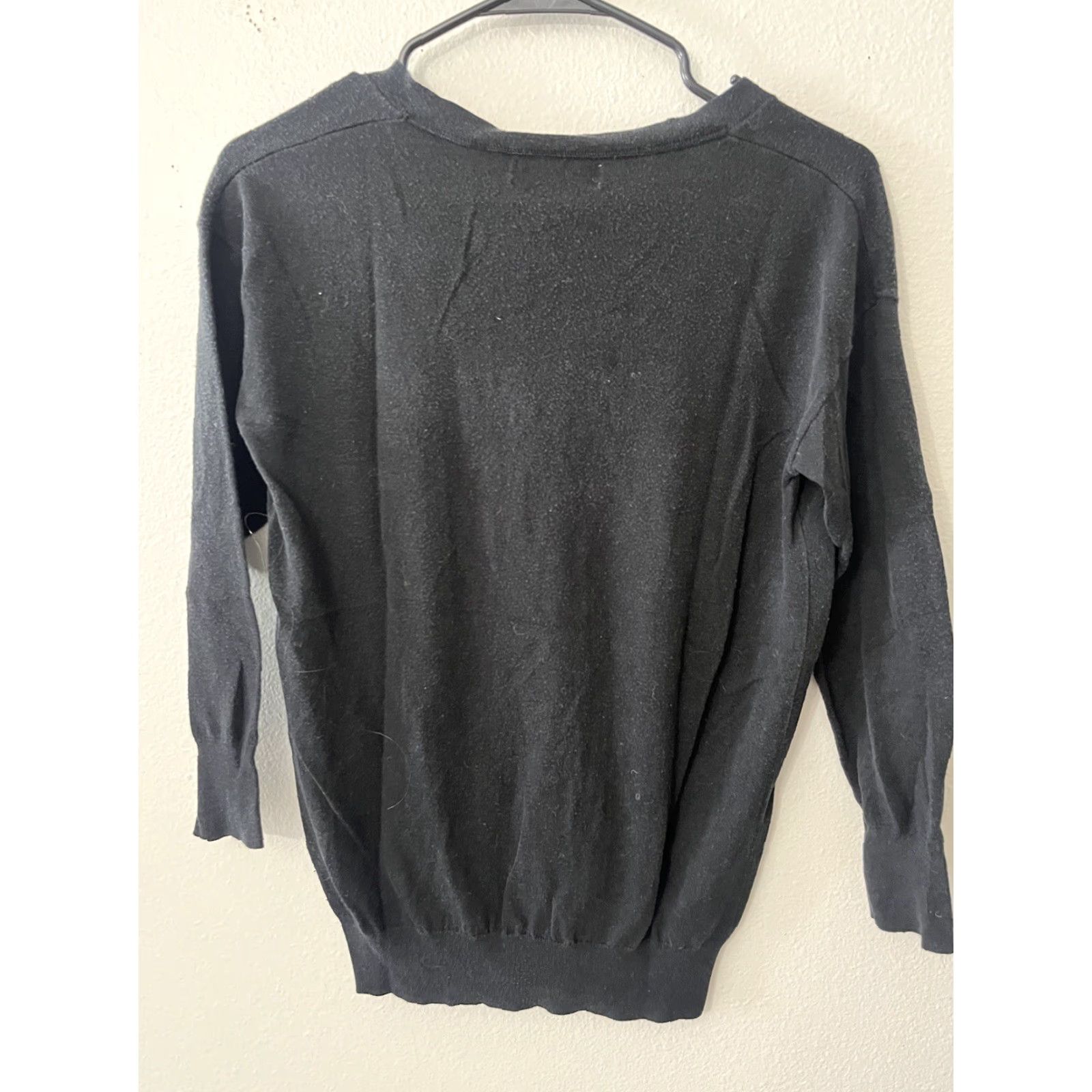 Banana Republic Banana Republic Sweater Womens Small Black Cashmere Knit V-Neck Long Sleeve Size S / US 4 / IT 40 - 2 Thumbnail