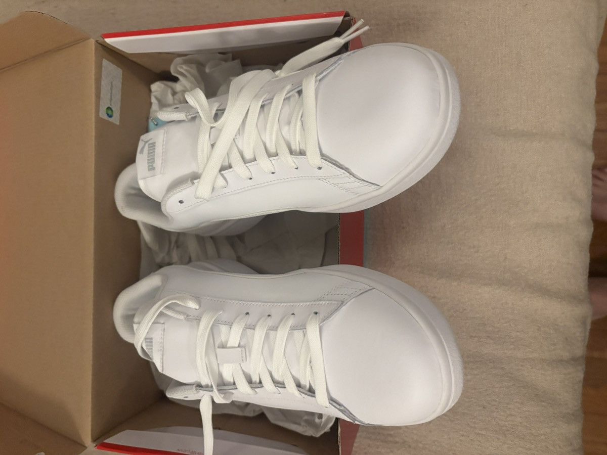 Puma NEW Puma sneakers Size US 11 / EU 44 - 2 Thumbnail