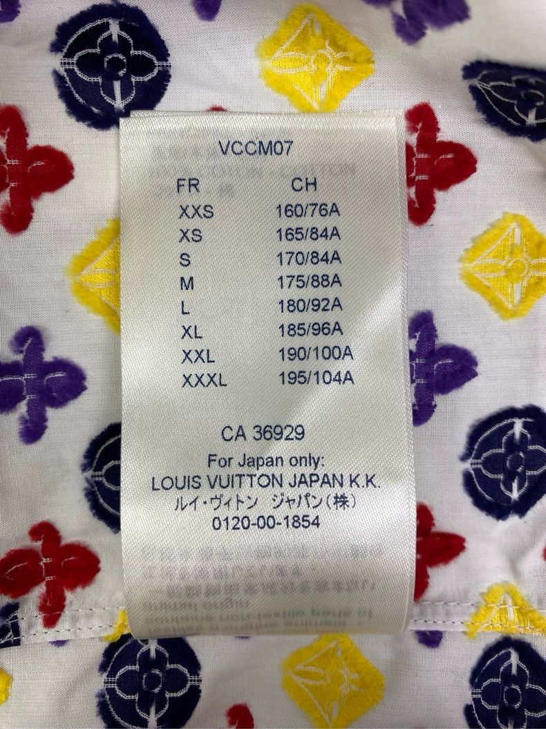 Louis Vuitton Louis Vuitton Full logo short sleeve shirt 2501-Nextarrow Size US M / EU 48-50 / 2 - 4 Thumbnail