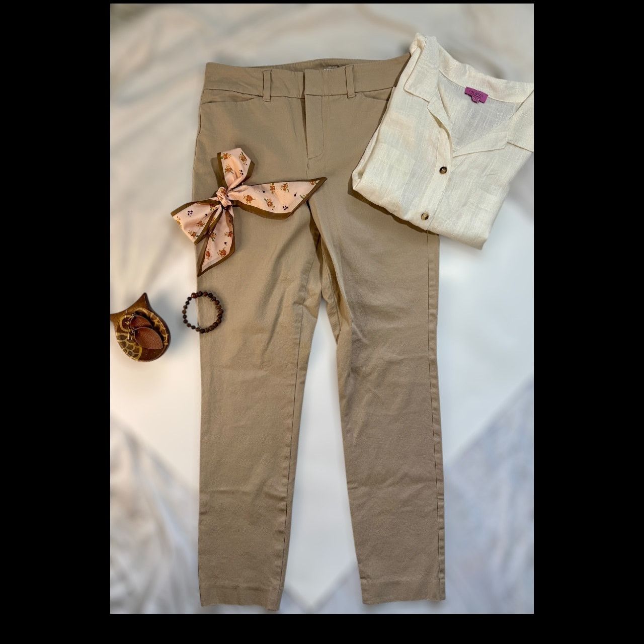 Old Navy Old navy khaki casual trousers Size 27" / US 4 / IT 40 - 2 Thumbnail