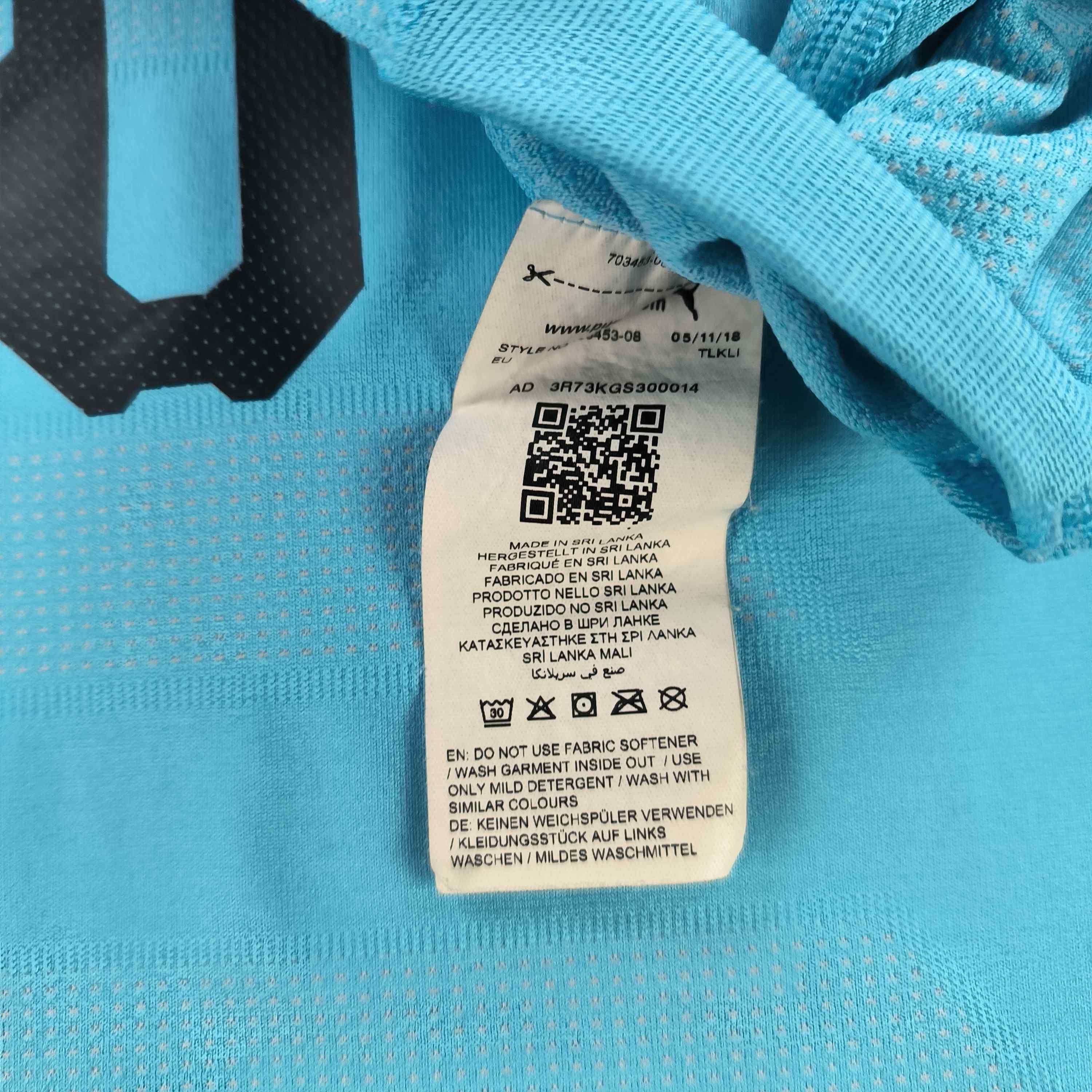Puma Austria 2018-20 Puma GK #8 Player Issue football jersey sz L Size US L / EU 52-54 / 3 - 6 Thumbnail