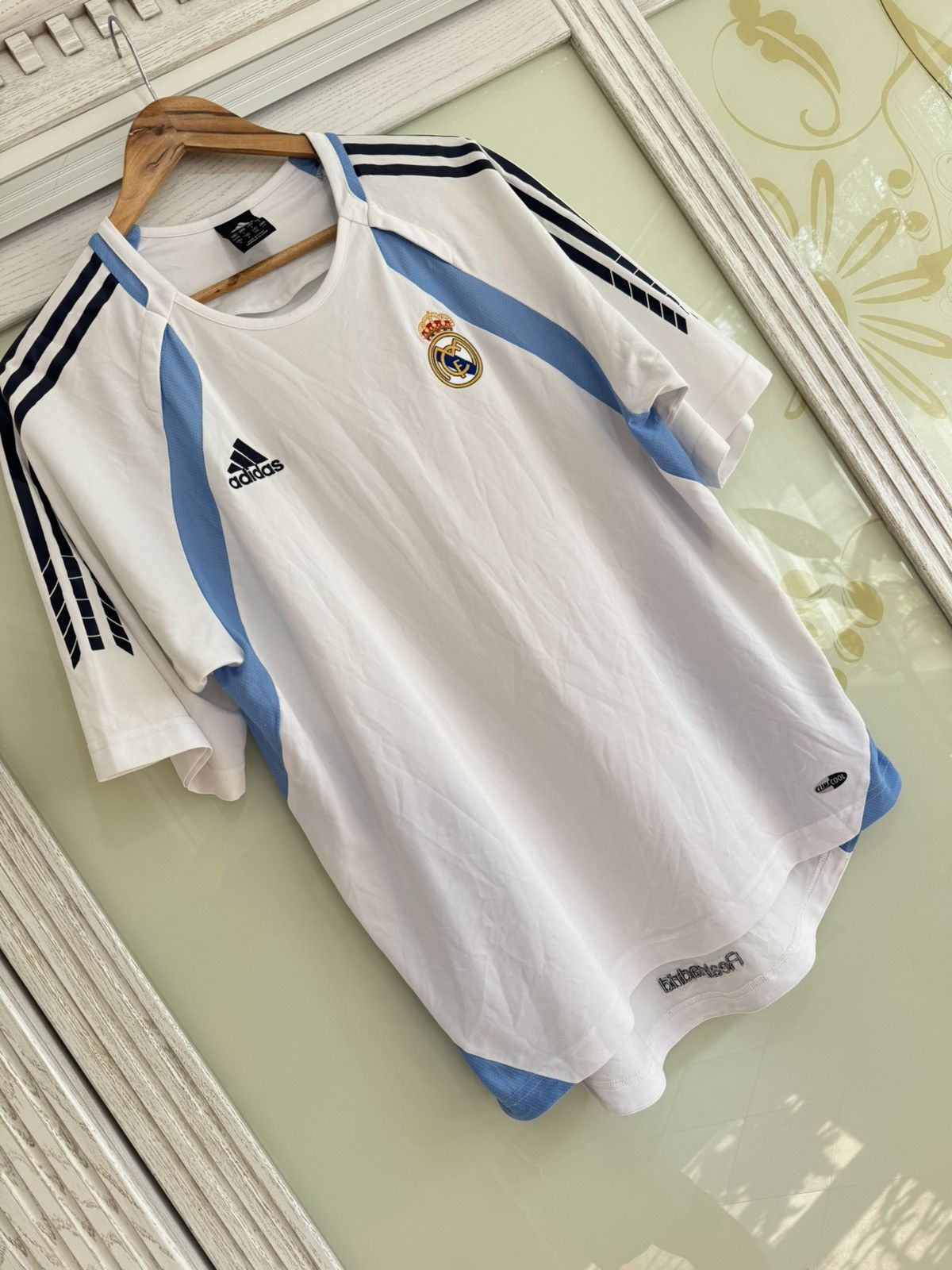 Adidas Vintage Real Madrid 2005-2006 Soccer Jersey Football Kit Size US L / EU 52-54 / 3 - 4 Thumbnail