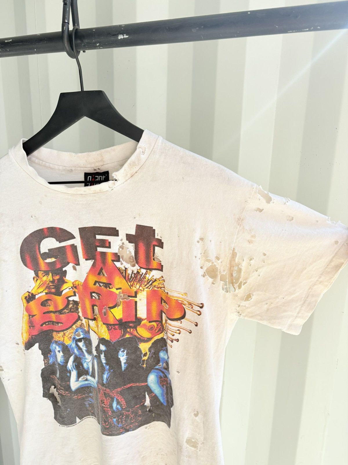 Band Tees Thrashed Aerosmith Faded Distressed ERD Grunge Band WCC Size US L / EU 52-54 / 3 - 3 Thumbnail