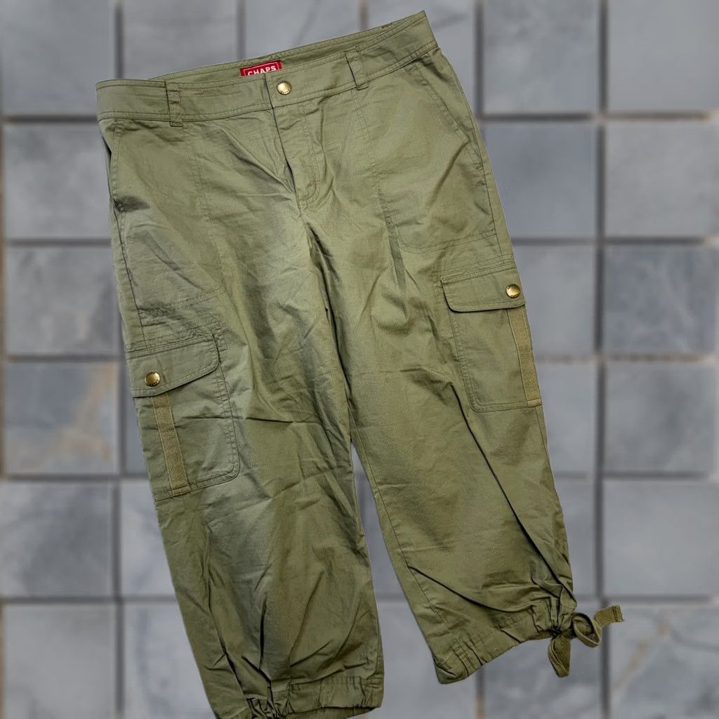 Chaps Chaps Pants Womens 10 Olive Green Capri Ripstop Grunge Military Casual Pockets Straight Inseam 21in Regular Weight Cotton Pants 10 Womens Size 32" / US 10 / IT 46 - 1 Thumbnail