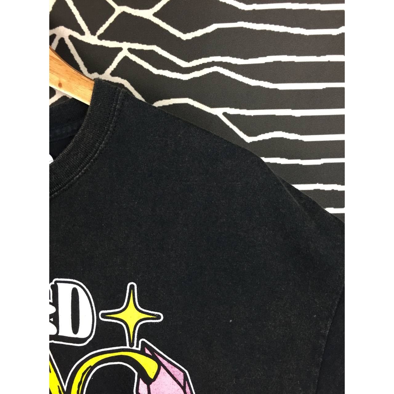 GOAT Crew × Vintage G.O.A.T Crew World Peace Pop Culture Streetwear Tee Size US L / EU 52-54 / 3 - 7 Thumbnail