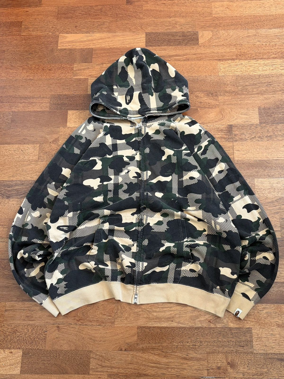 Bape Rare Bape Camo Hoodie Size US XL / EU 56 / 4 - 1 Thumbnail