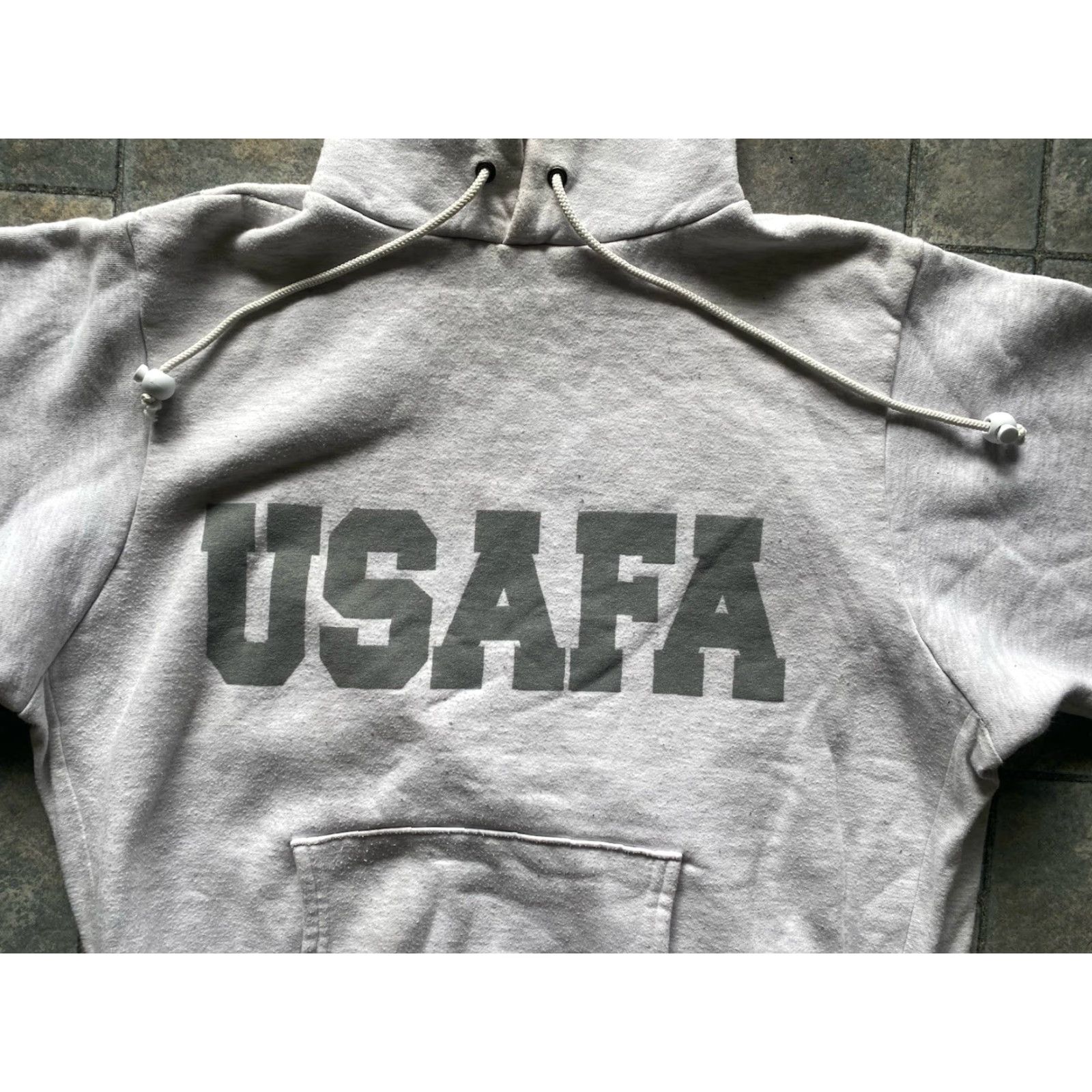 Vintage VINTAGE Heart And Core Hoodie Men's XS Gray Logo USA Pullover USAFA Theme Size US XS / EU 42 / 0 - 4 Thumbnail