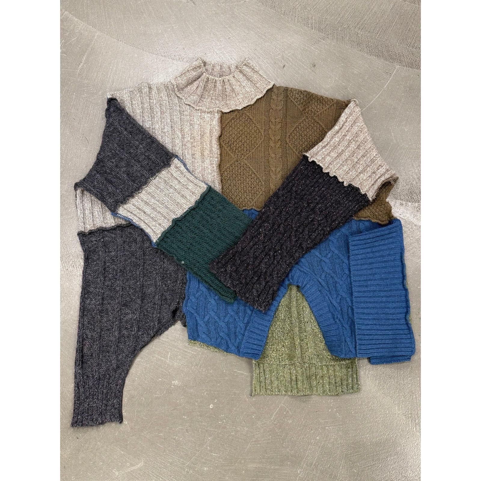 Dolce & Gabbana 1994 Dolce & Gabbana Le Maglie runway patchwork knit Size US S / EU 44-46 / 1 - 8 Thumbnail