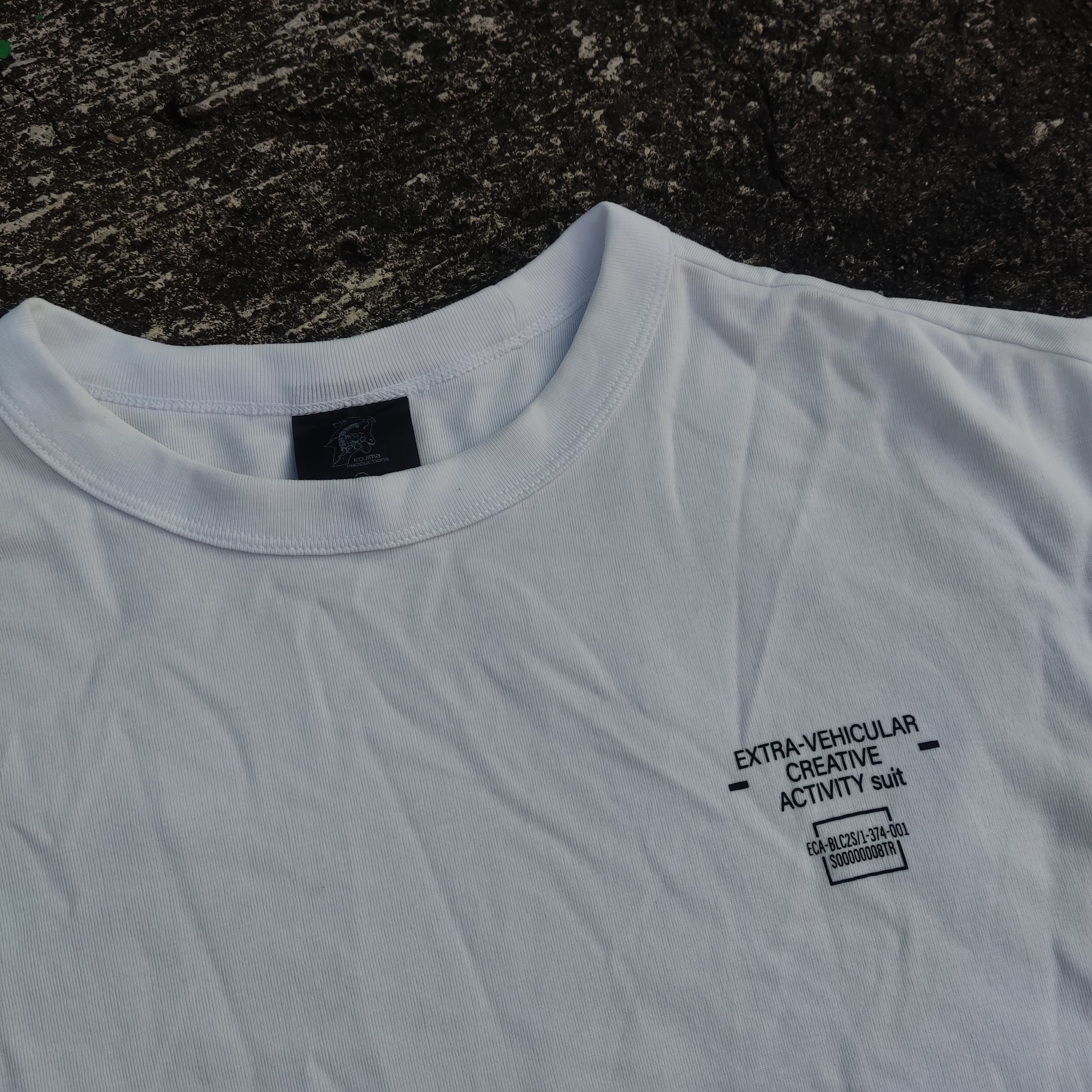 The Game Kojima x GU. Death Stranding, Kojima Production. Size US M / EU 48-50 / 2 - 2 Thumbnail