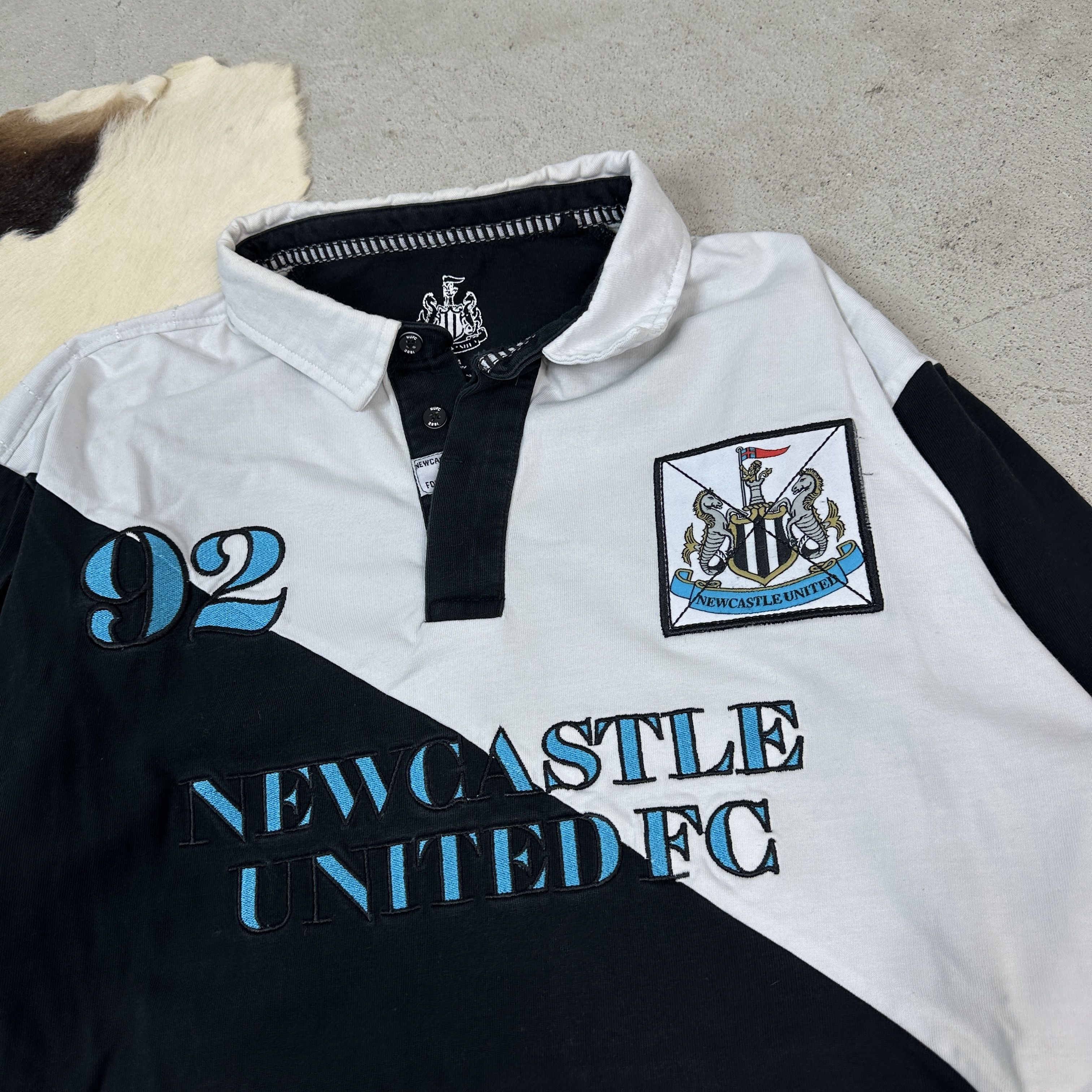 Vintage Longsleeve Newcastle United FC Size US XXL / EU 58 / 5 - 2 Thumbnail