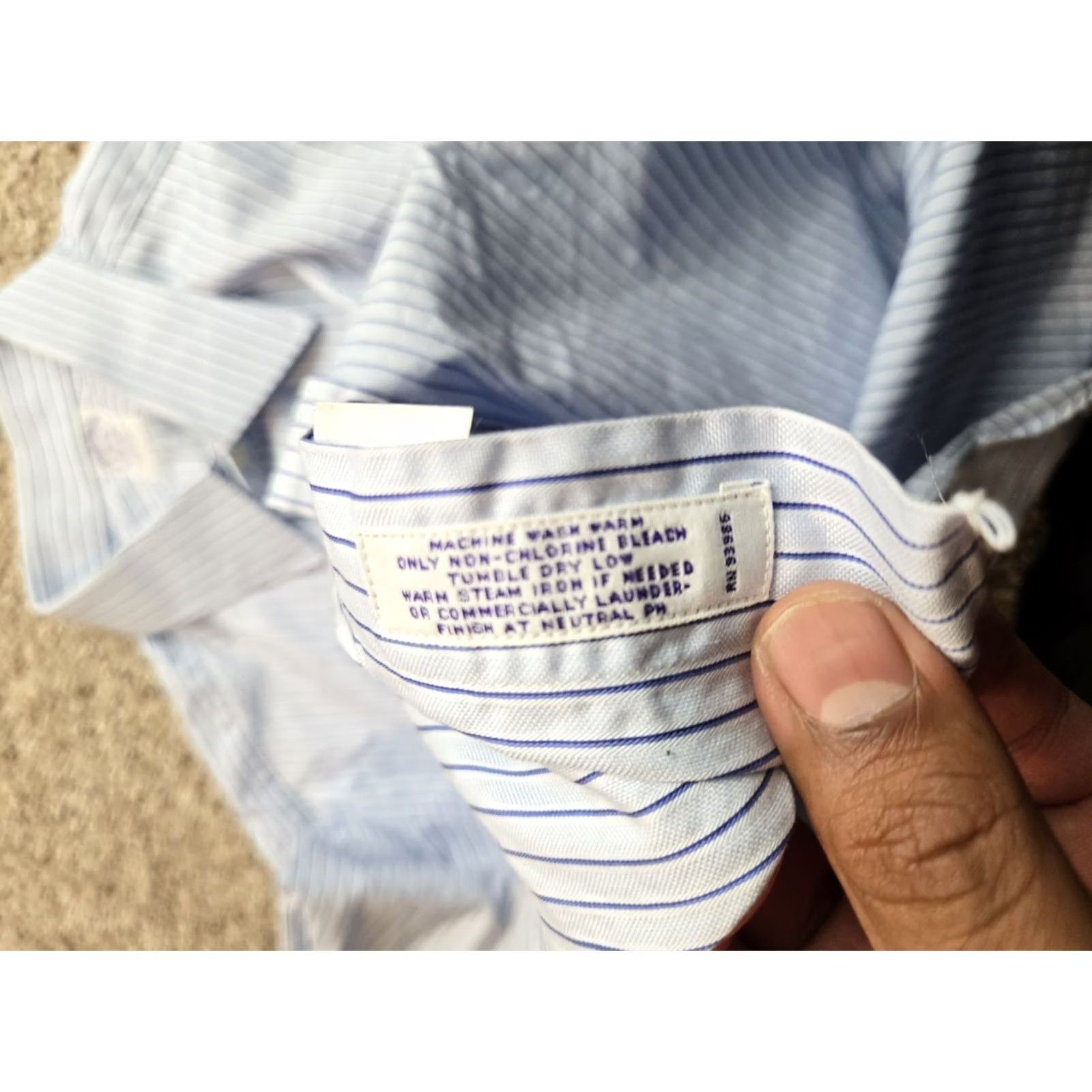 Brooks Brothers VINTAGE Brooks Brothers Dress Shirt 16-35 Egyptian Cotton Blue Striped 34/35 Long Sleeve Button-Down Collar Mens Shirts Size 42R - 6 Thumbnail