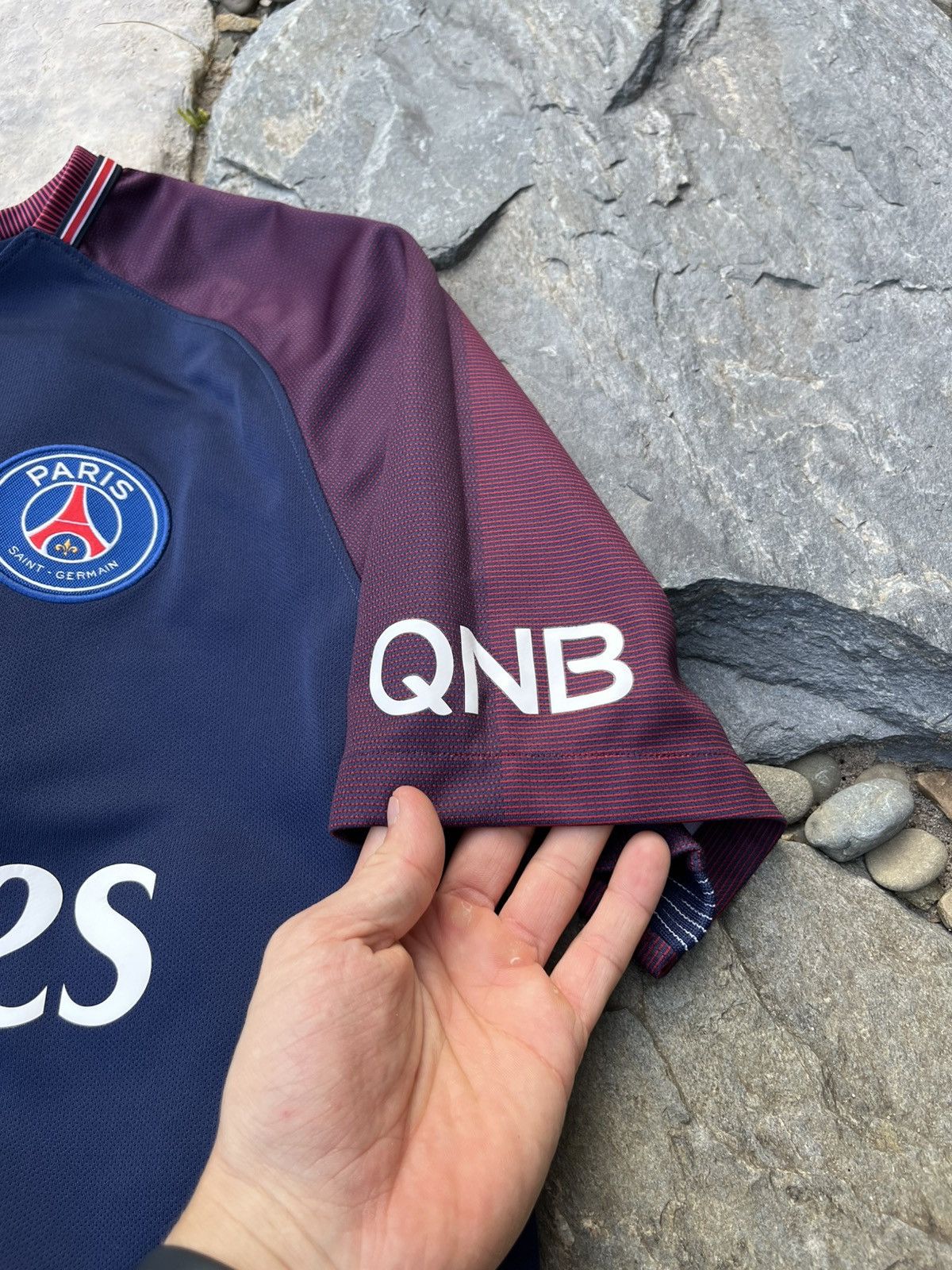 Nike Nike PSG Paris Saint Germain 2017/2018 soccer jersey t-shirt Size US XL / EU 56 / 4 - 14 Thumbnail