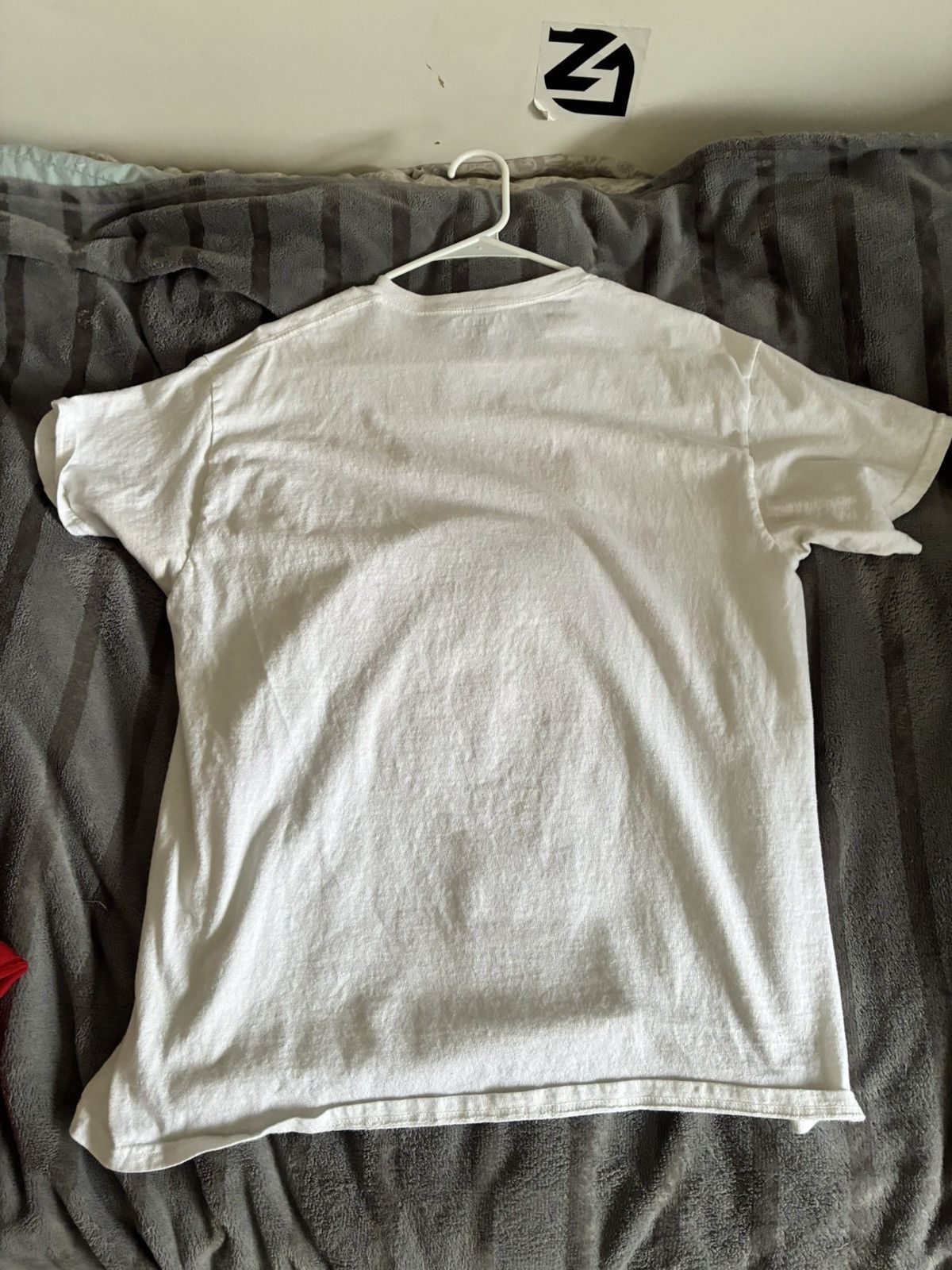 Other “You Dont Have To Be Loud To Make Noise” White Medium Tee Size US M / EU 48-50 / 2 - 2 Thumbnail