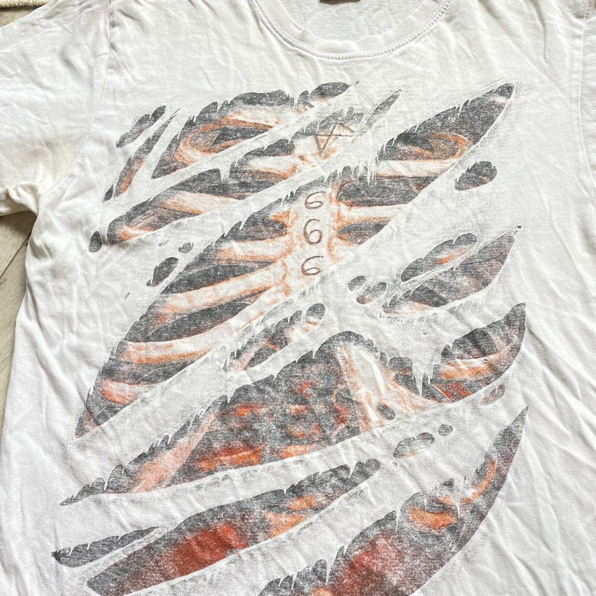 Band Tees SPIRAL Y2K 666 PENTAGRAM BONES SKELETON AVANT GARDE T SHIRT Size US M / EU 48-50 / 2 - 3 Thumbnail