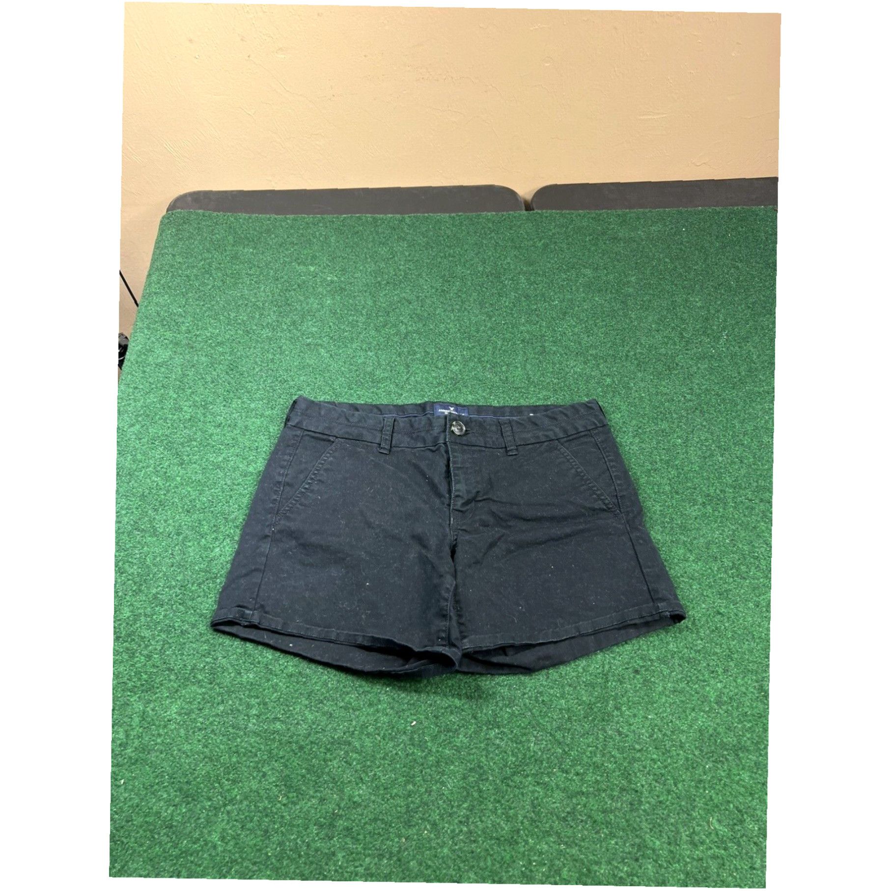 American Eagle Outfitters American Eagle Shorts Size 8 Regular Stretch Midi Women’s Black Size 30" / US 8 / IT 44 - 1 Thumbnail