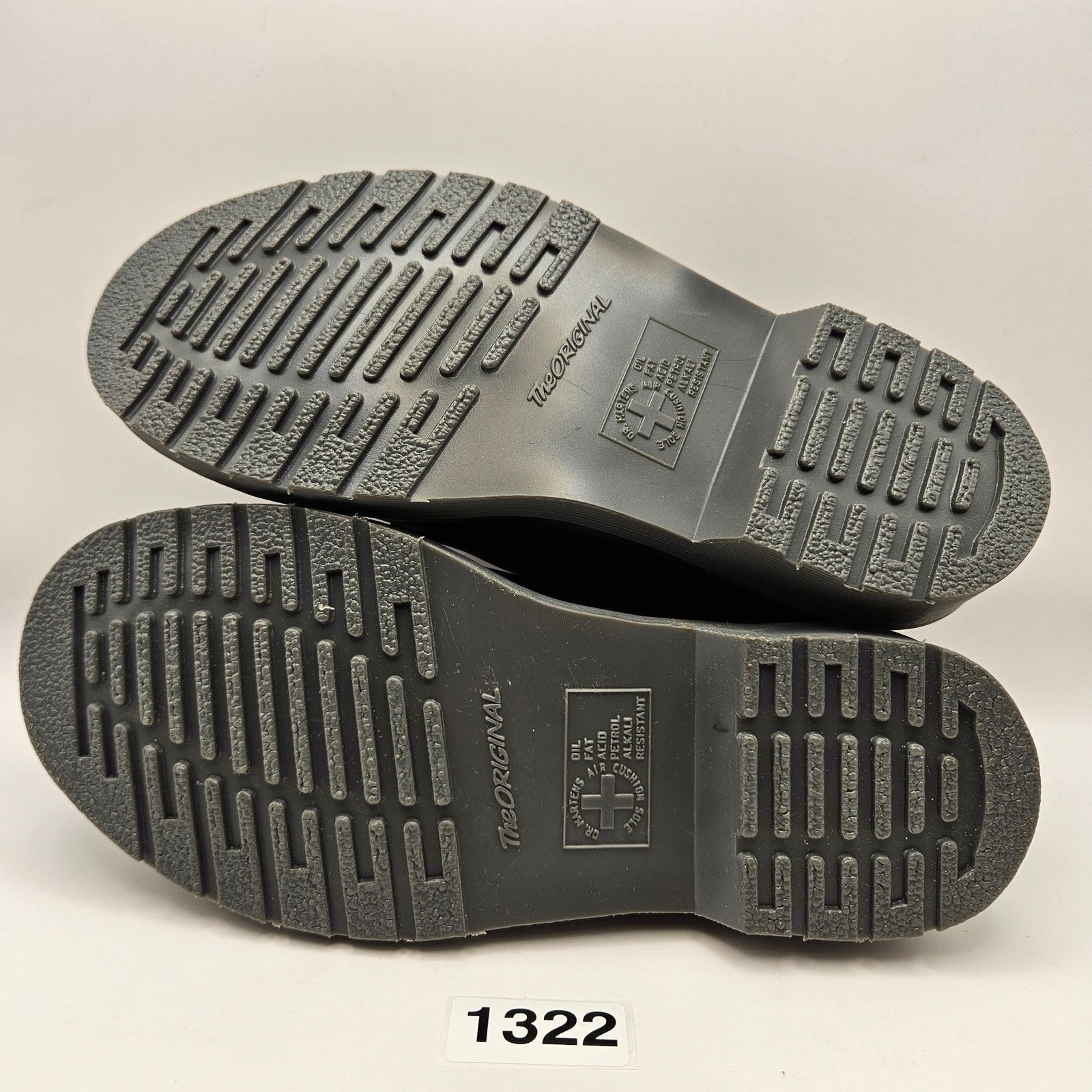 Dr. Martens DR. MARTEN'S WOMEN'S 6 NUBUCK 1461 BLACK SUEDE OXFORD NWOB Size US 6 / IT 36 - 5 Thumbnail