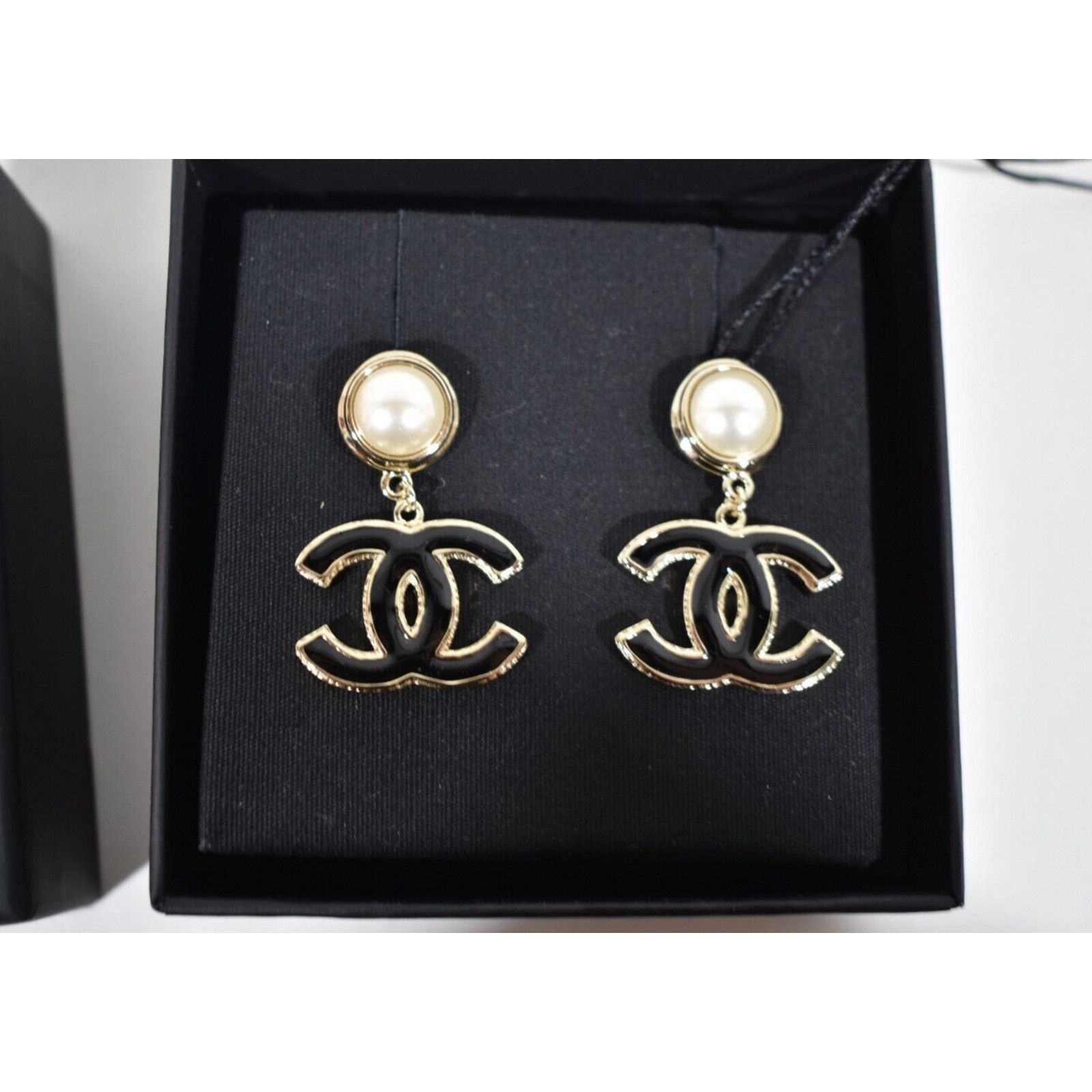 Chanel Chanel Pendant Gold Black Pearly White Stud Drop Earrings Size ONE SIZE - 8 Thumbnail