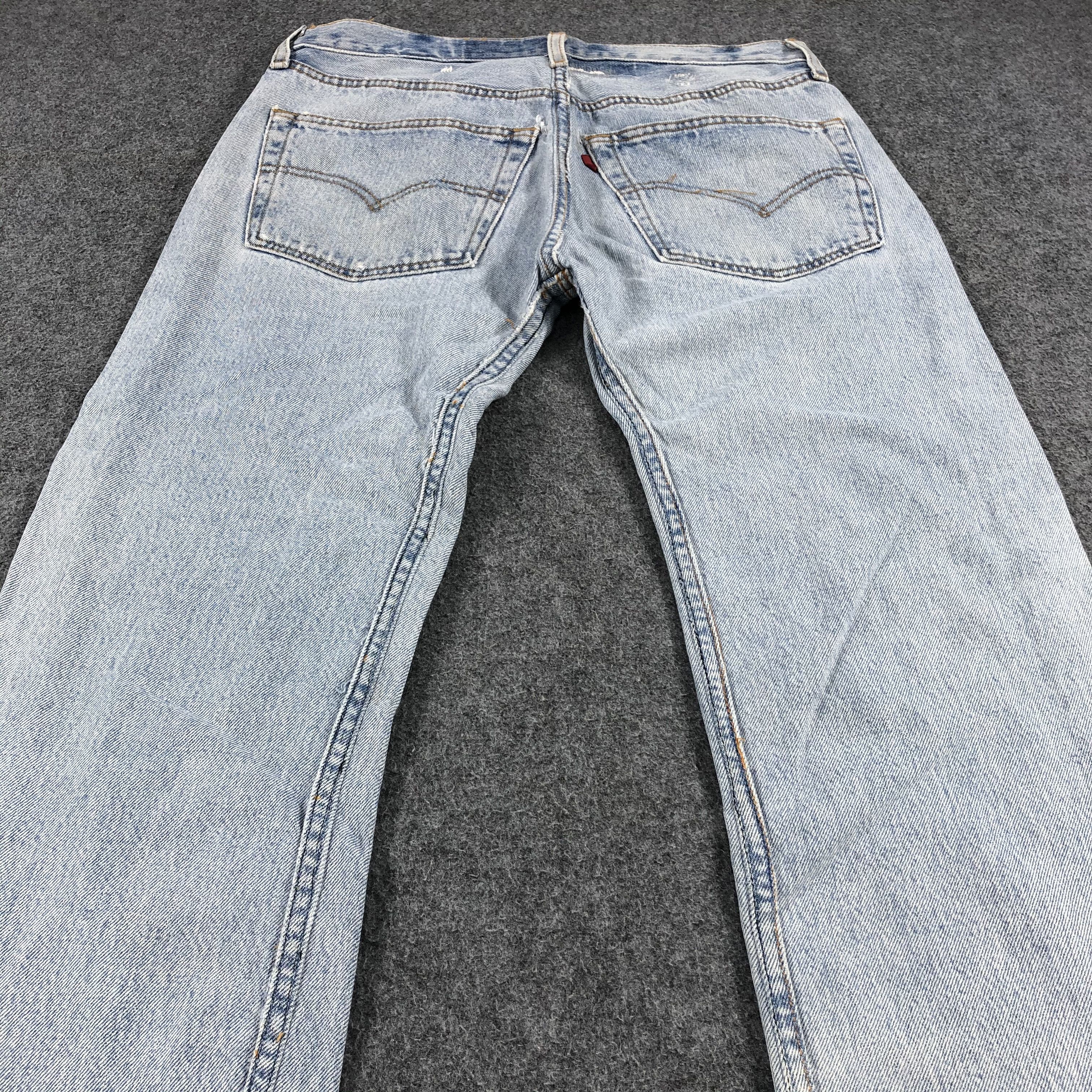Levi's × Vintage Vintage 90s Light Wash Levis 501 Jeans Skull Patch-JM971 Size US 31 - 4 Thumbnail