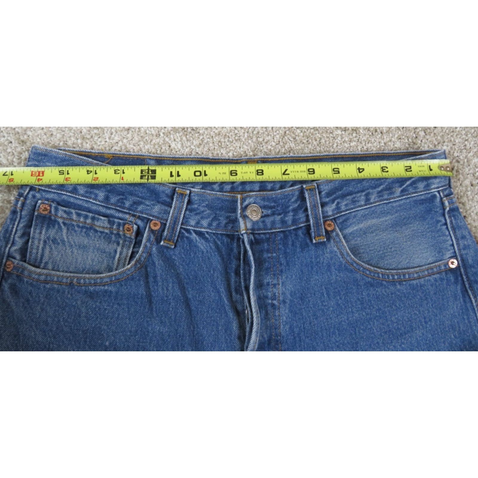 Levi's VINTAGE Levi's 501 Jeans Straight Leg Button Fly Blue 33X30.5 Regular Mens USA 90s 501 Series Denim Cotton Blue Tag Regular Fit Jeans Size US 33 - 5 Thumbnail