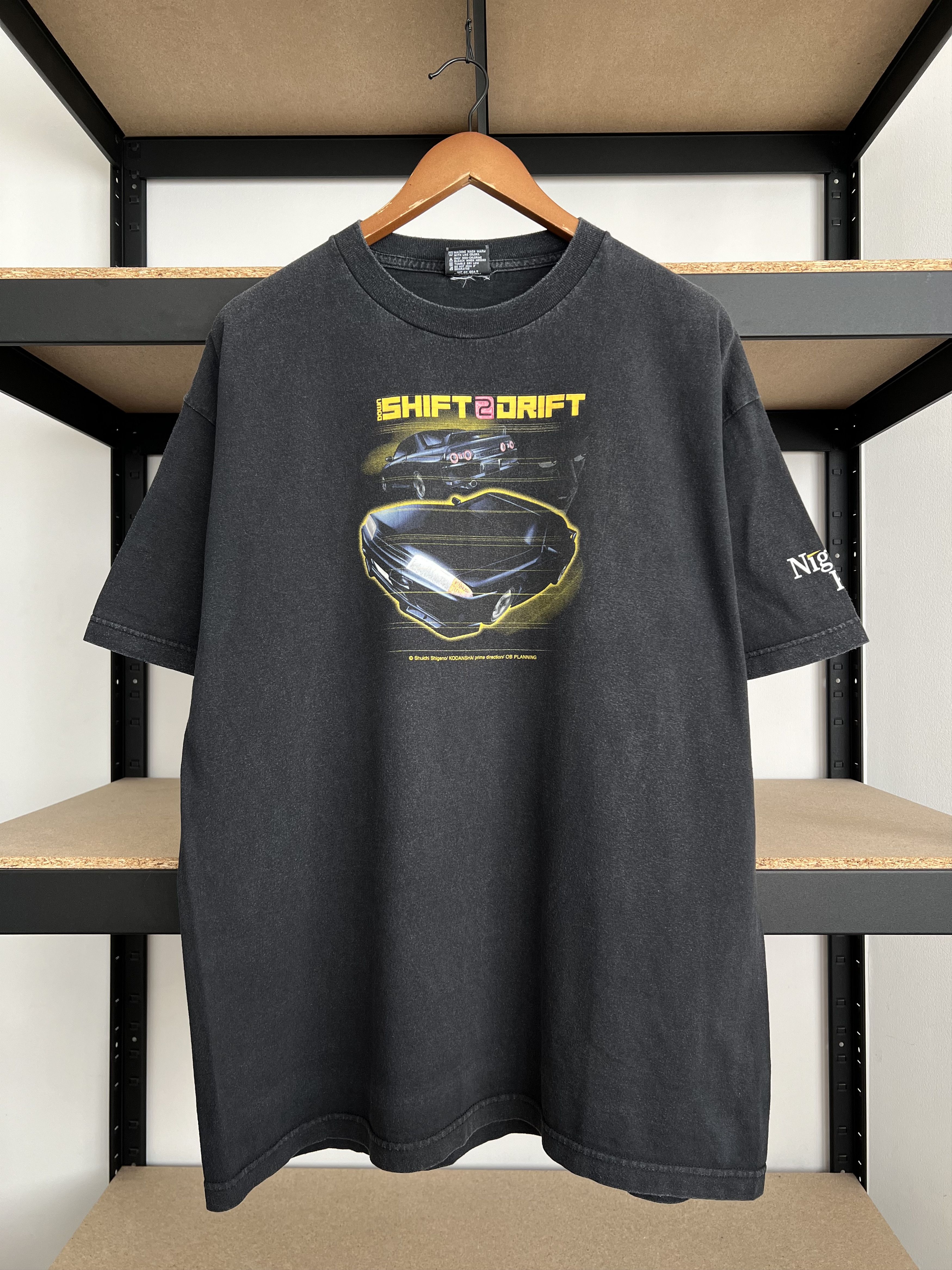 Anime Vintage 90s Initial D Nissan Skyline GT-R Anime T-shirt Size US XL / EU 56 / 4 - 1 Thumbnail